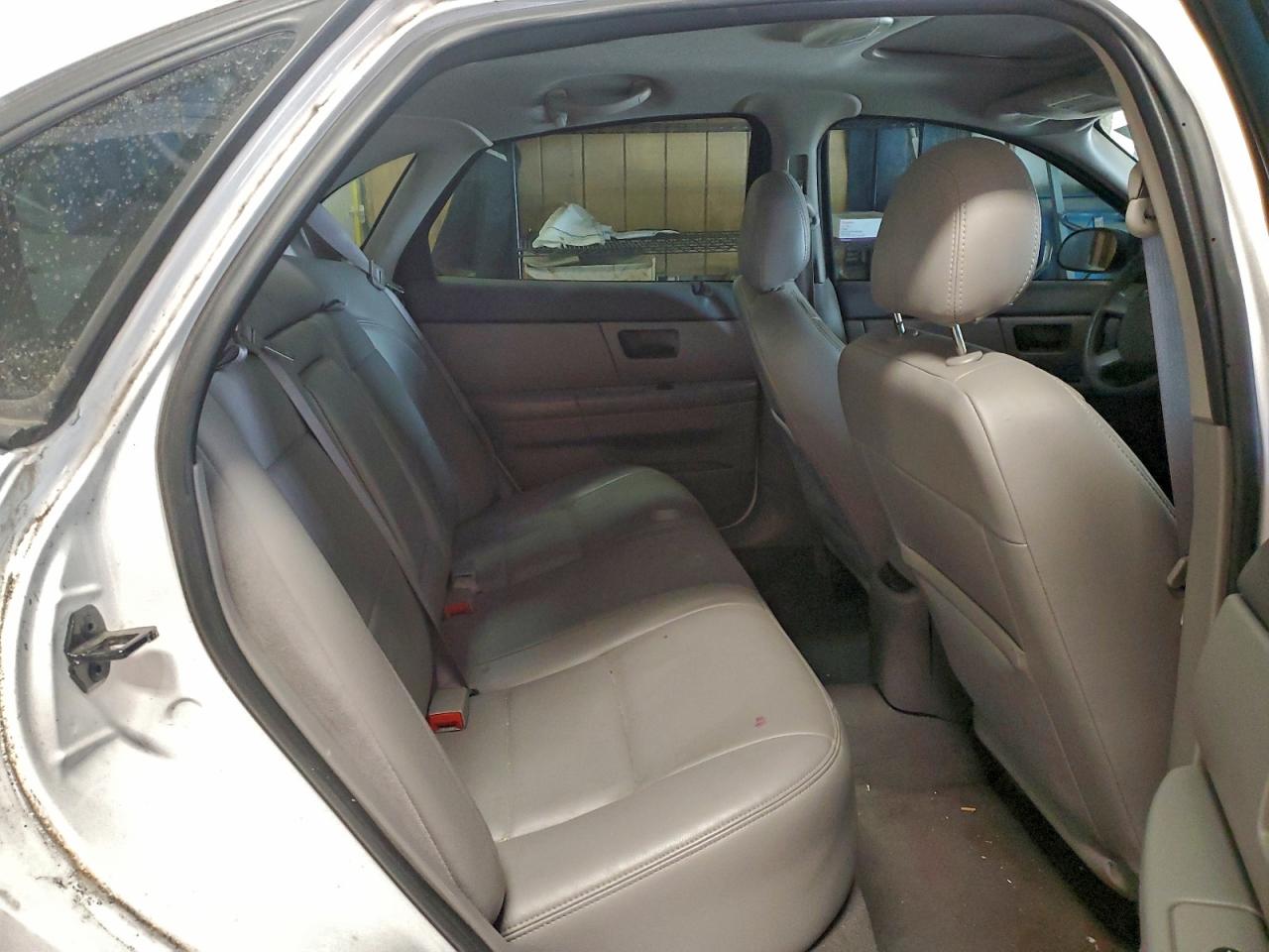 2004 Ford Taurus Ses White vin: 1FAFP55SX4G198120