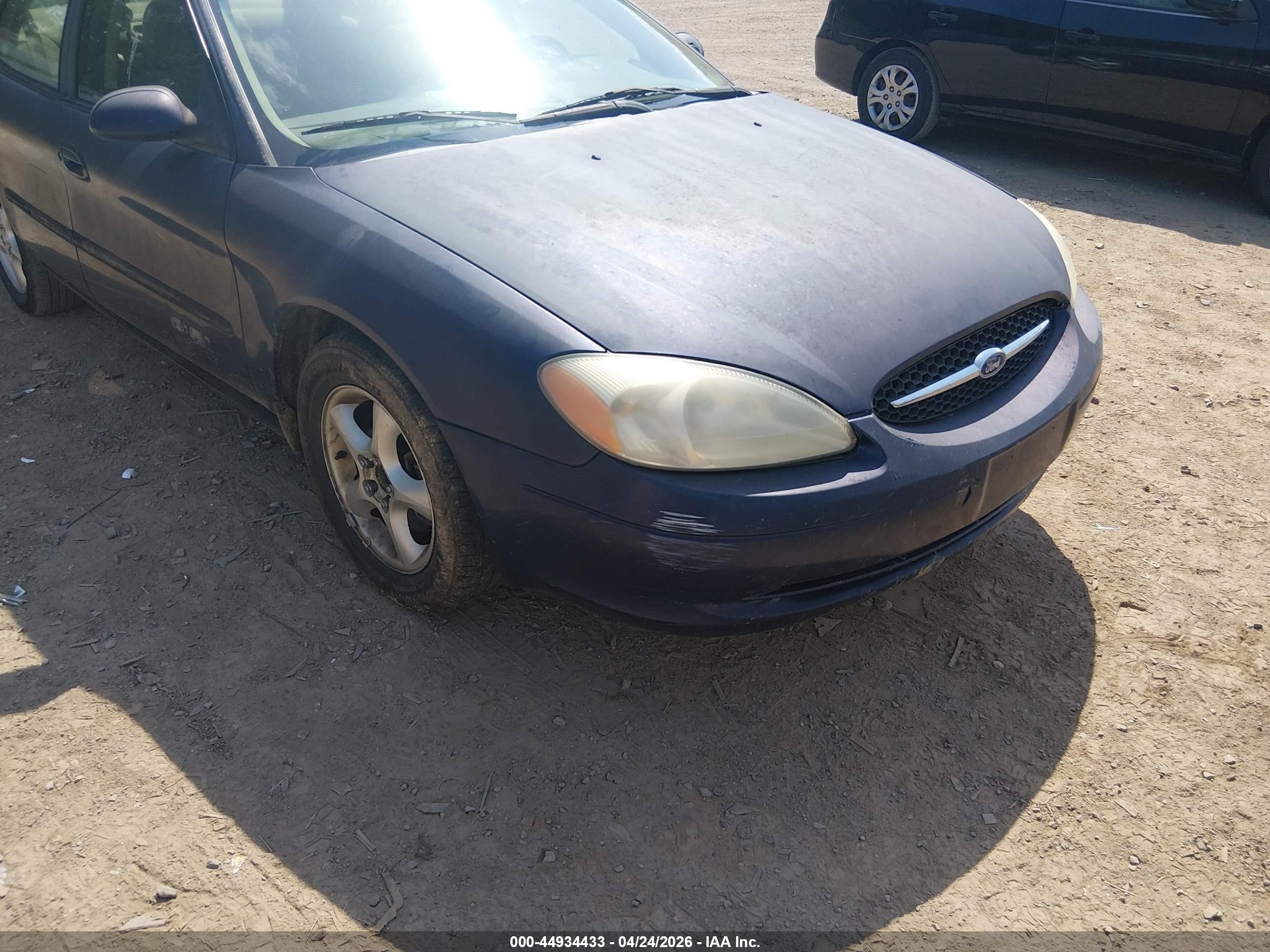 2001 Ford Taurus Ses Blue vin: 1FAFP55U01A125810