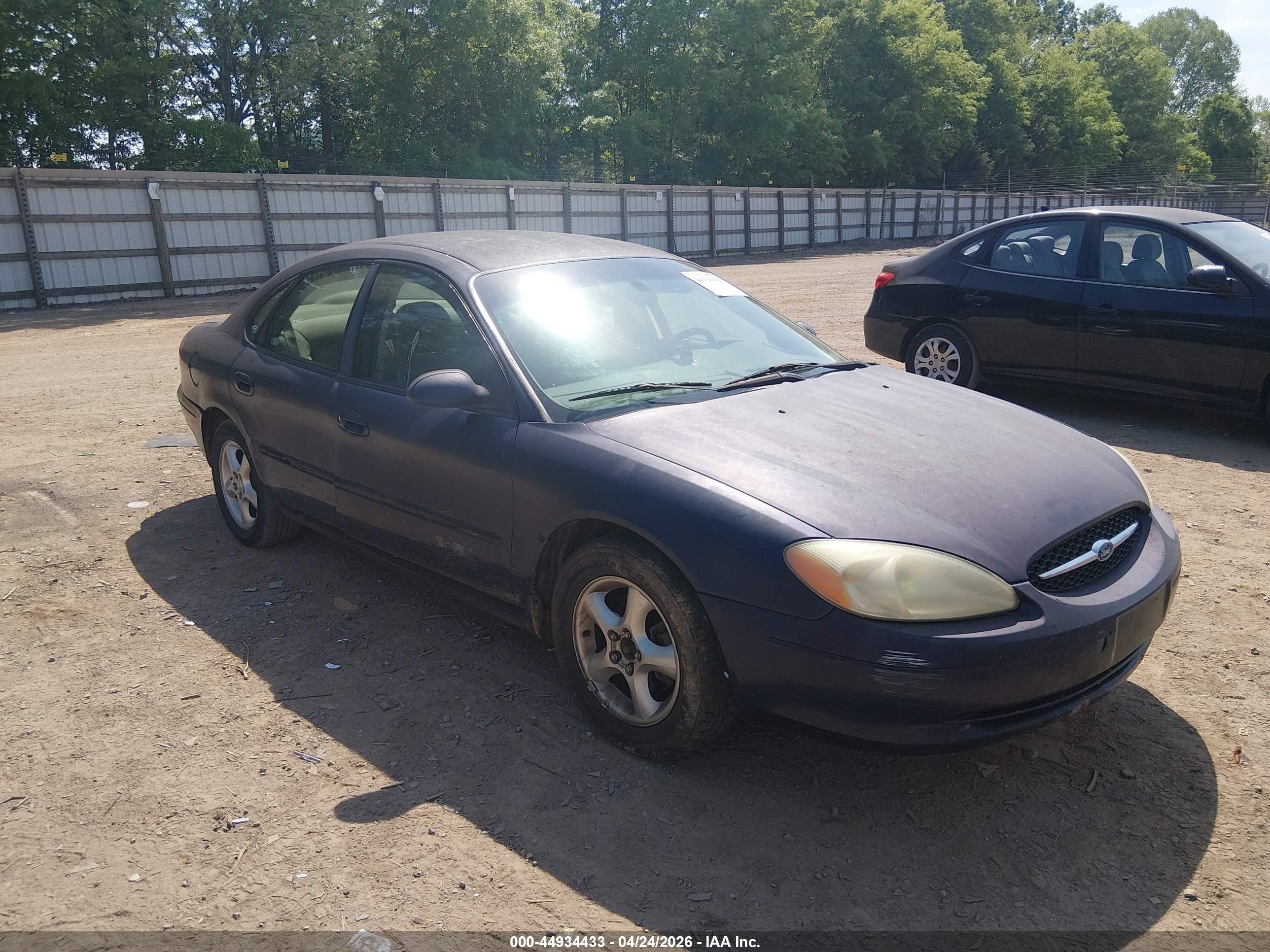 2001 Ford Taurus Ses Blue vin: 1FAFP55U01A125810