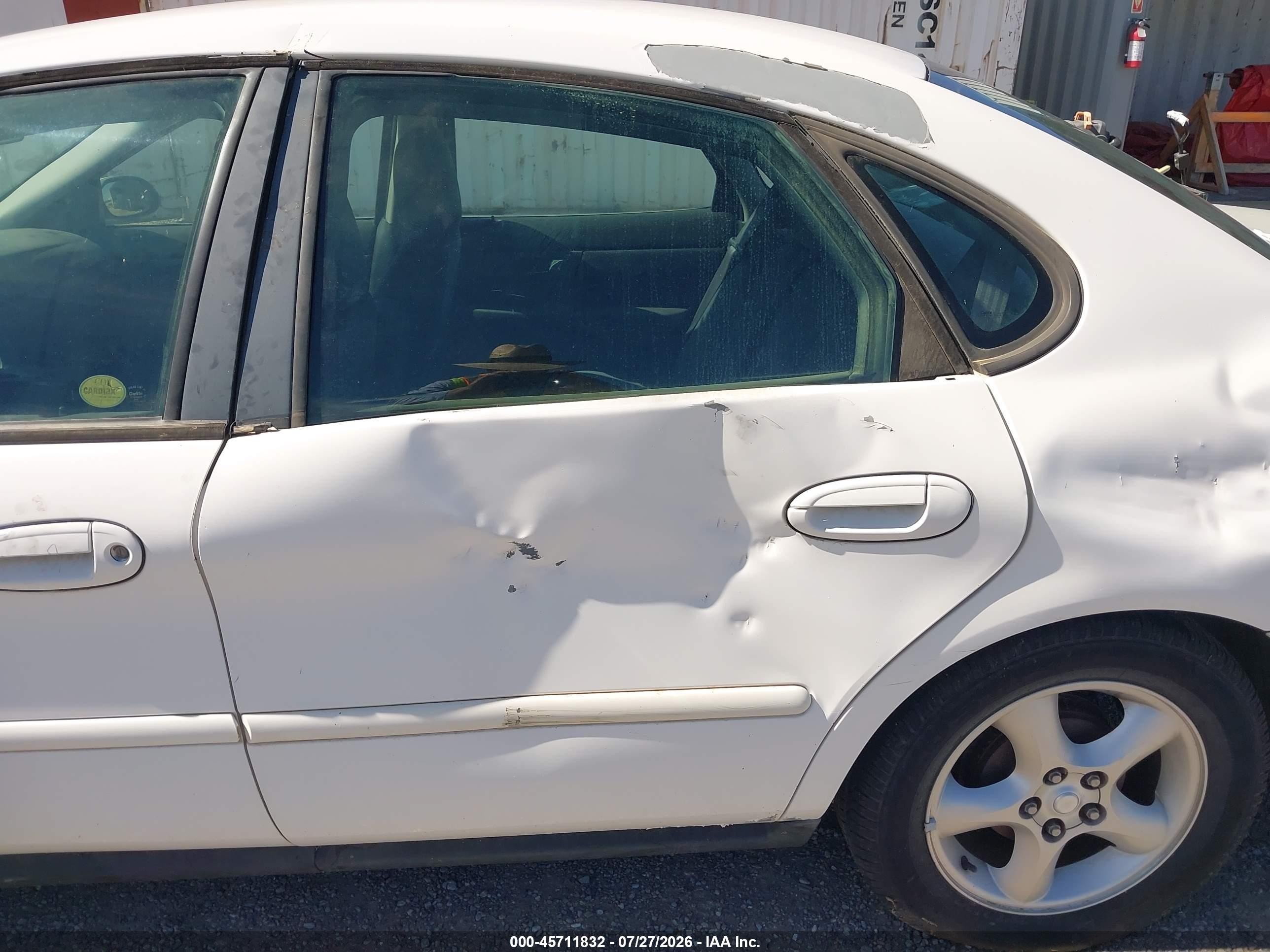 2001 Ford Taurus Ses White vin: 1FAFP55U01G114917