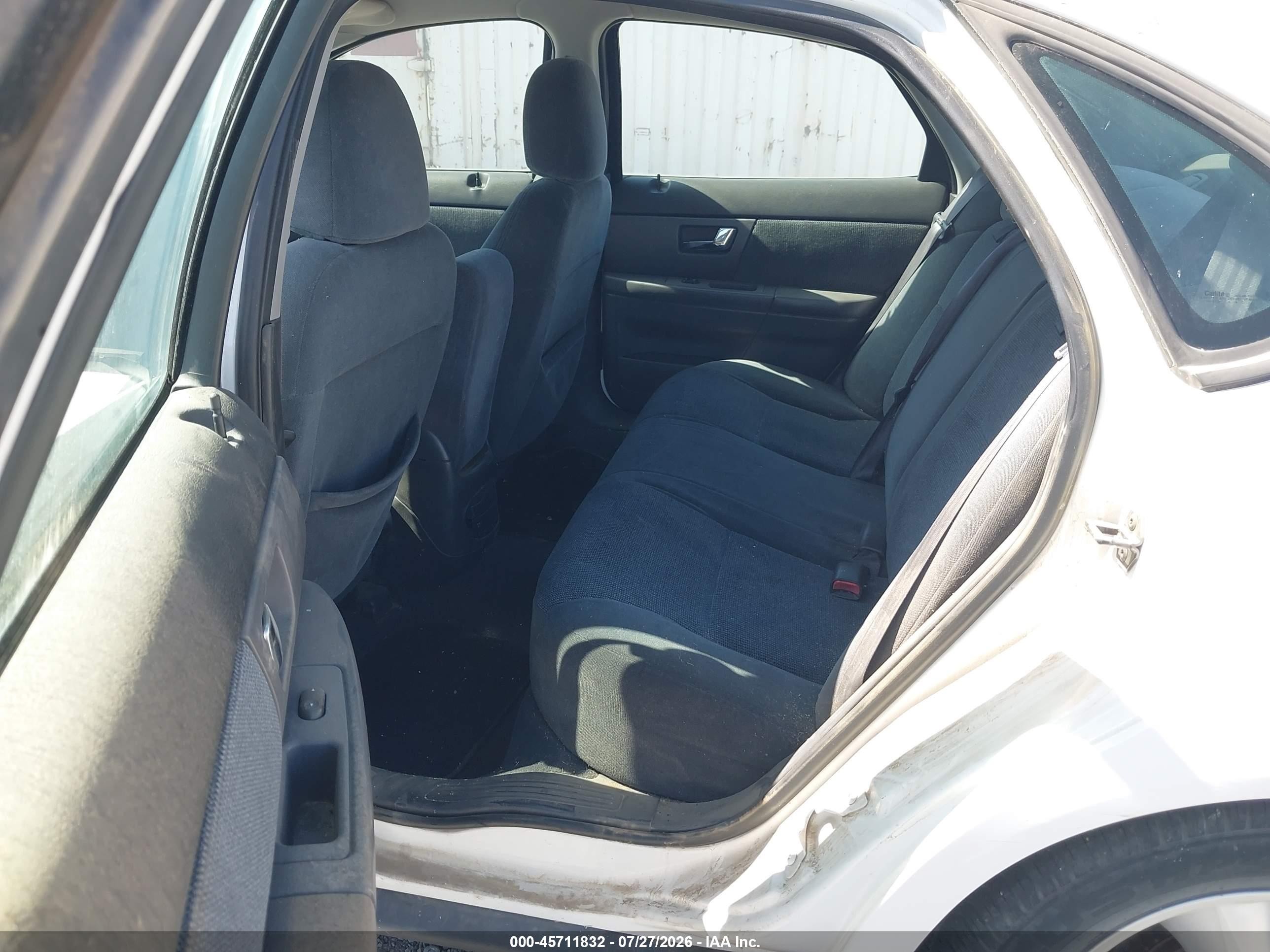 2001 Ford Taurus Ses White vin: 1FAFP55U01G114917