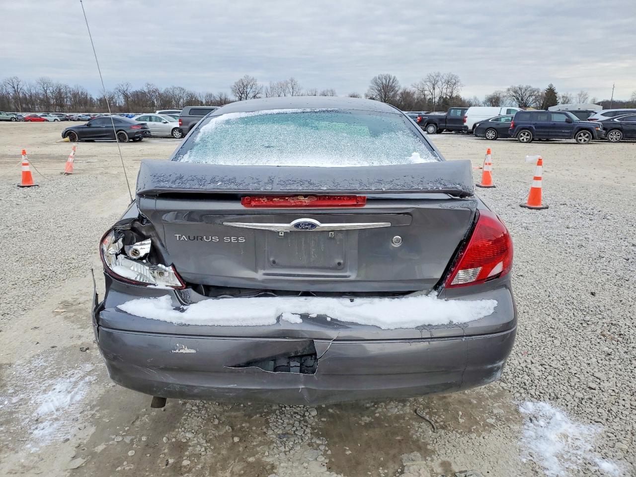 2003 Ford Taurus Gray vin: 1FAFP55U03A131822