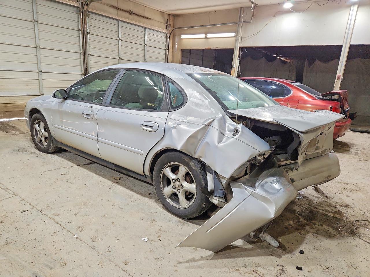 2002 Ford Taurus Ses Серебряный vin: 1FAFP55U12G243492