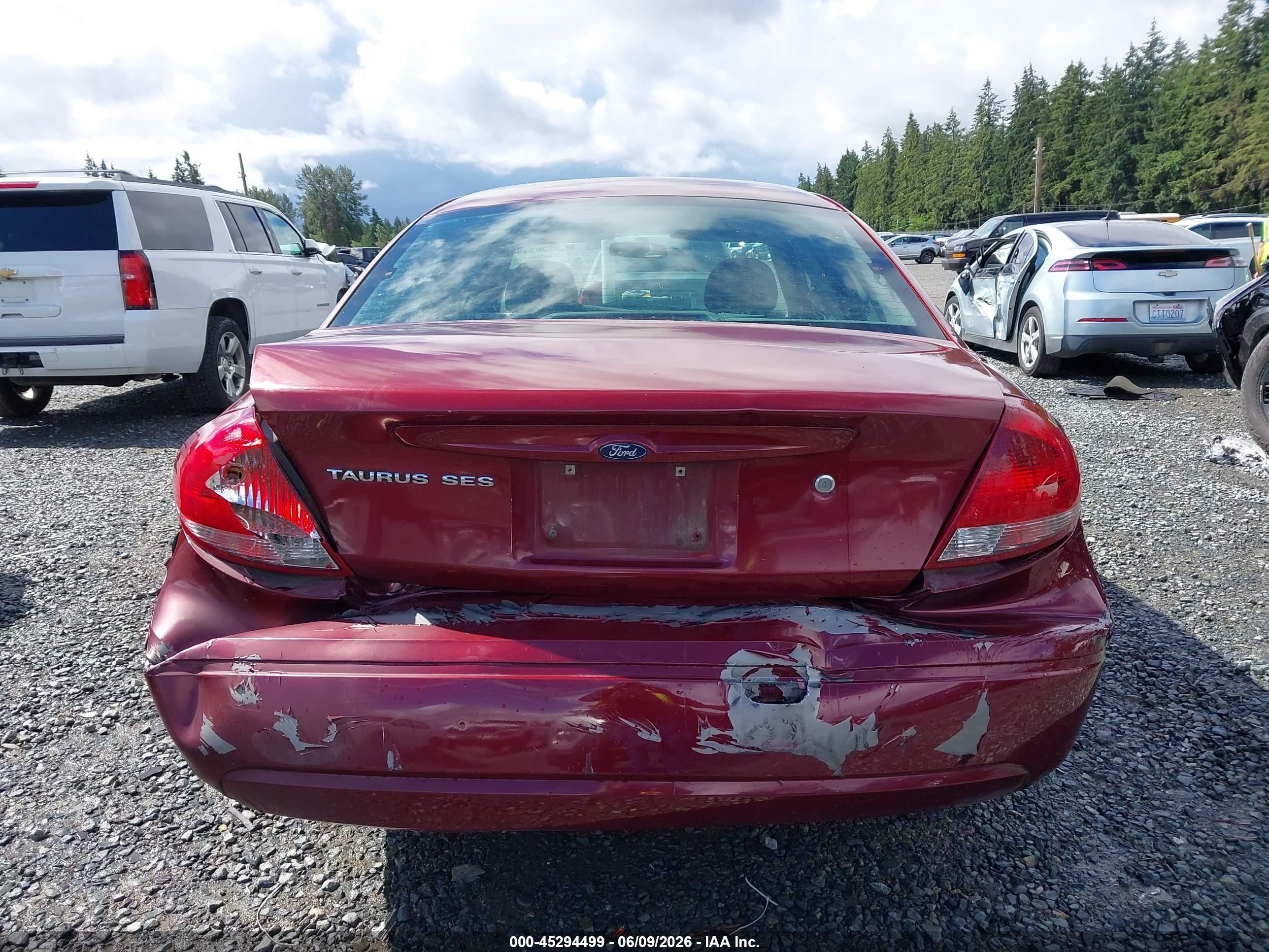 2004 Ford Taurus Ses Темно-бордовый vin: 1FAFP55U14G163354