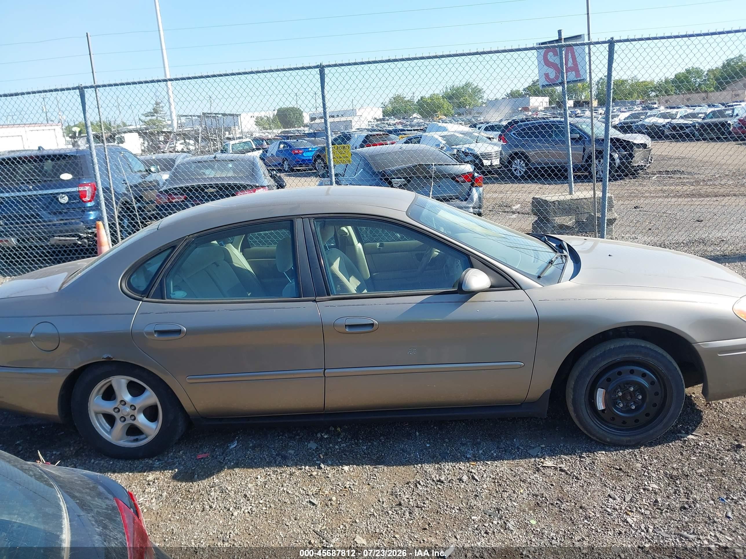 2004 Ford Taurus Ses Tan vin: 1FAFP55U24A124114