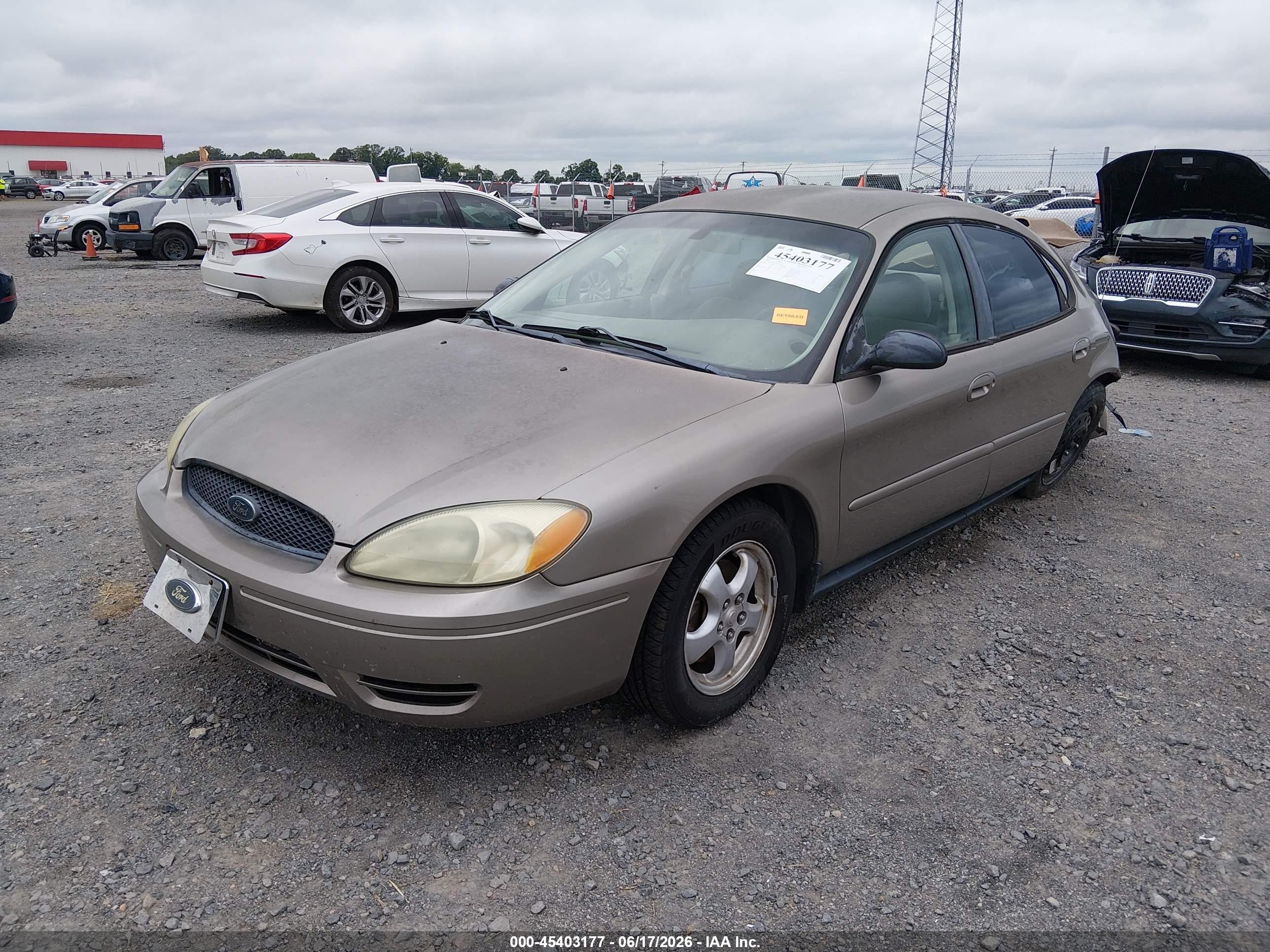 2004 Ford Taurus Ses Gold vin: 1FAFP55U24G189624