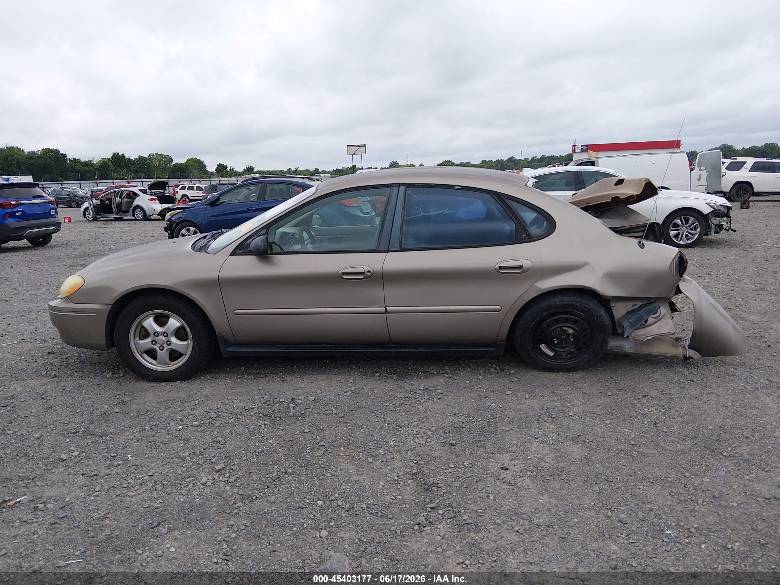 2004 Ford Taurus Ses Gold vin: 1FAFP55U24G189624