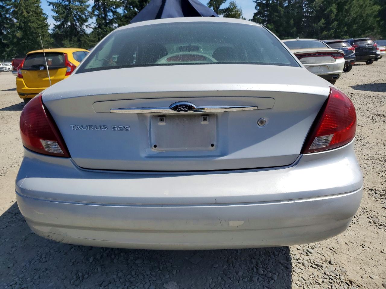 2001 Ford Taurus Ses Серебряный vin: 1FAFP55U31G174237