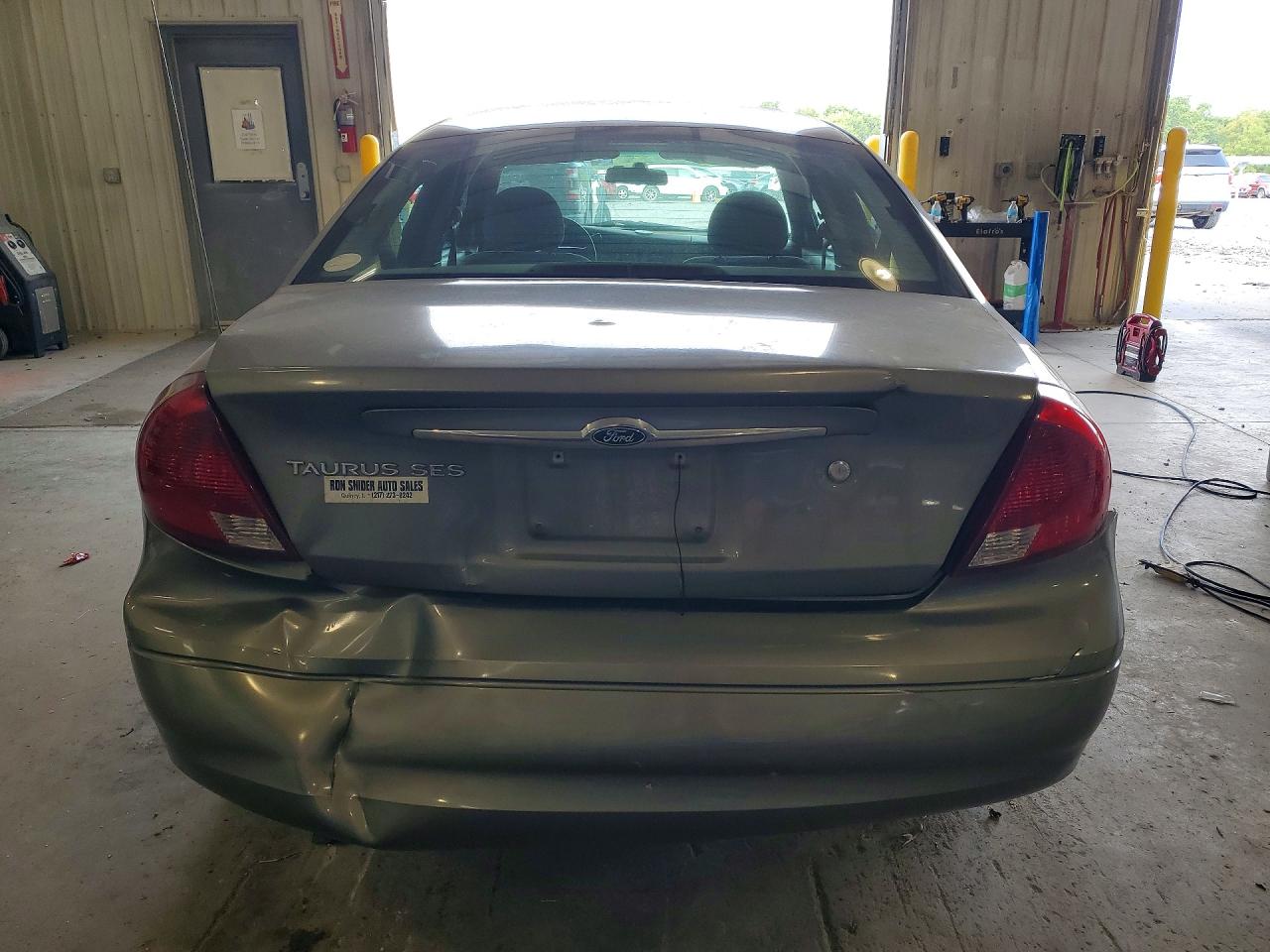 2003 Ford Taurus Ses Серый vin: 1FAFP55U33A127117