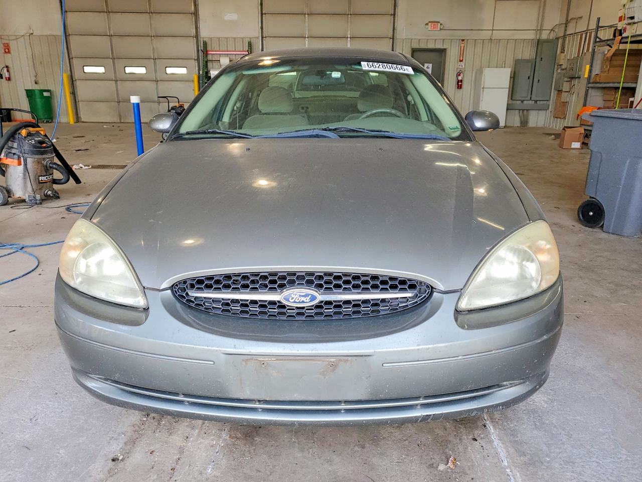 2003 Ford Taurus Ses Серый vin: 1FAFP55U33A127117