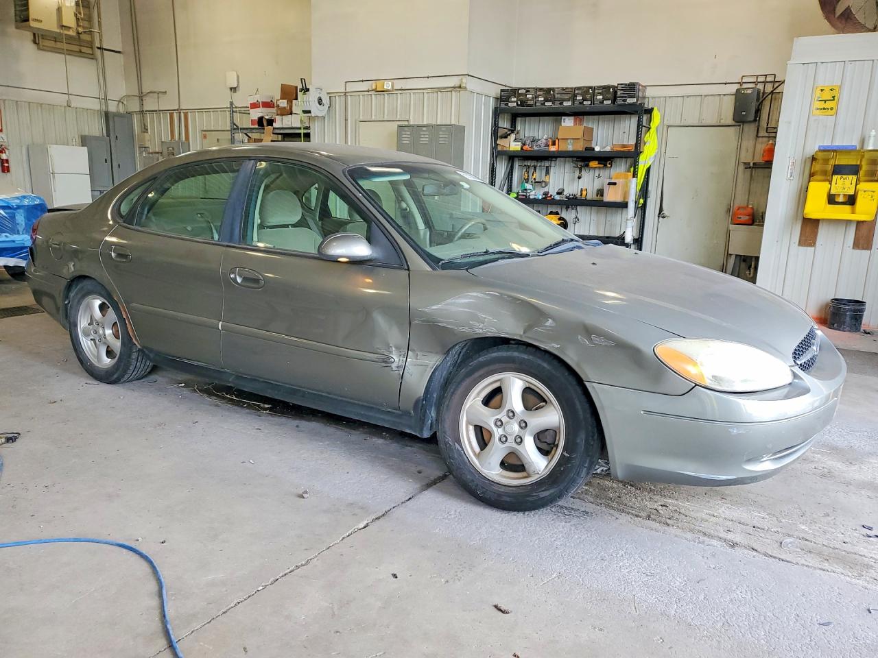 2003 Ford Taurus Ses Серый vin: 1FAFP55U33A127117