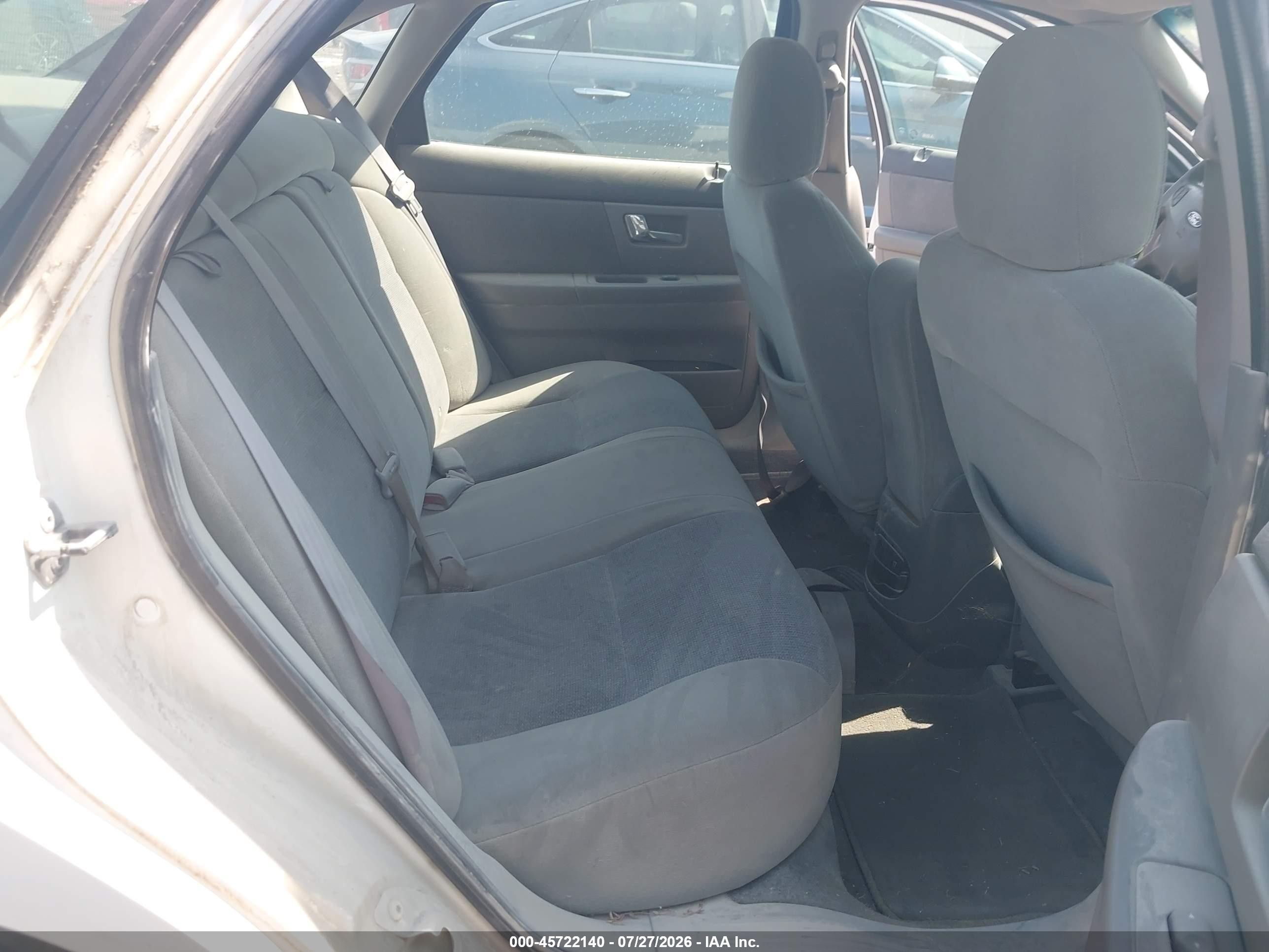 2001 Ford Taurus Ses White vin: 1FAFP55U41G210470