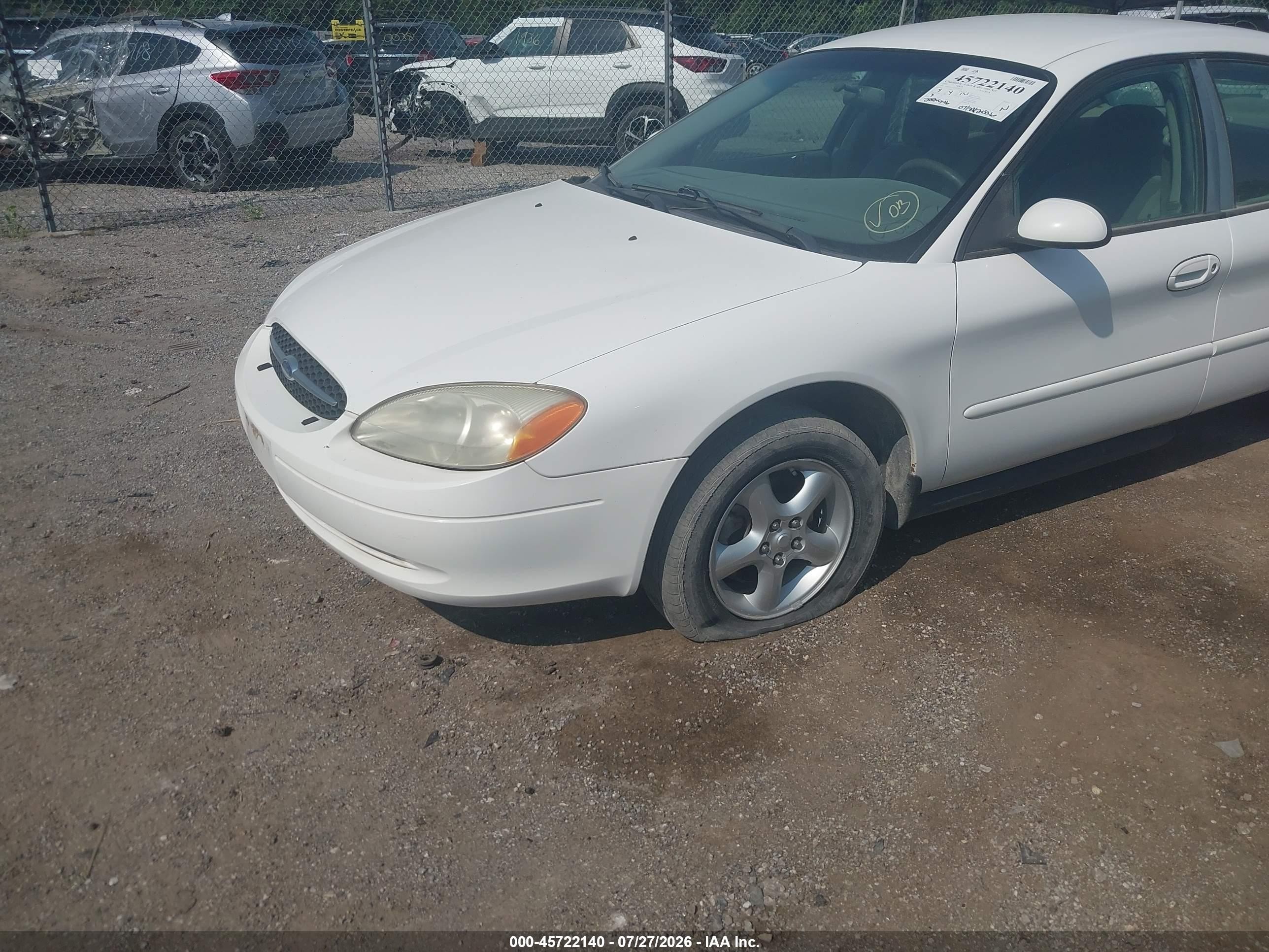 2001 Ford Taurus Ses White vin: 1FAFP55U41G210470