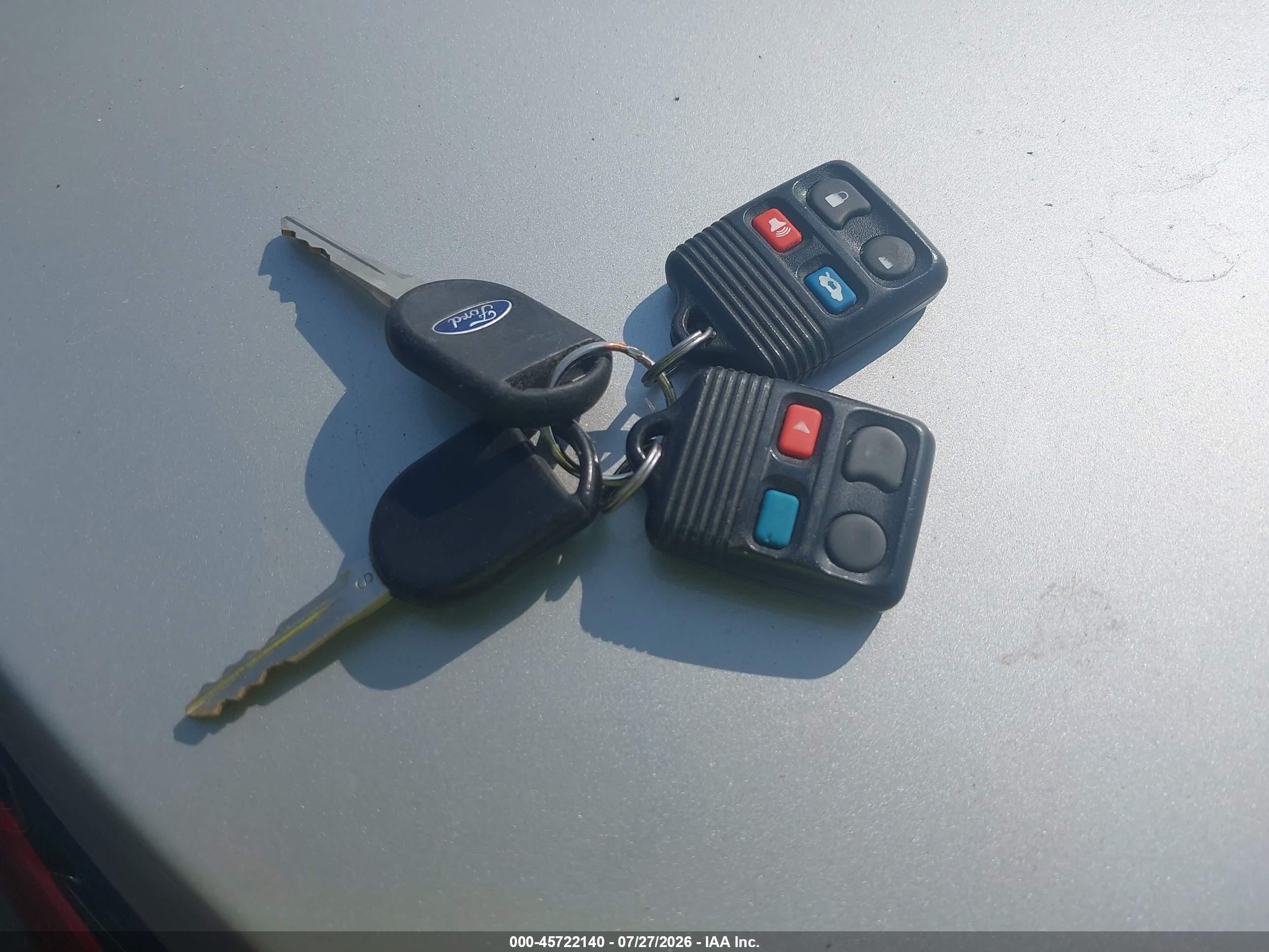 2001 Ford Taurus Ses White vin: 1FAFP55U41G210470