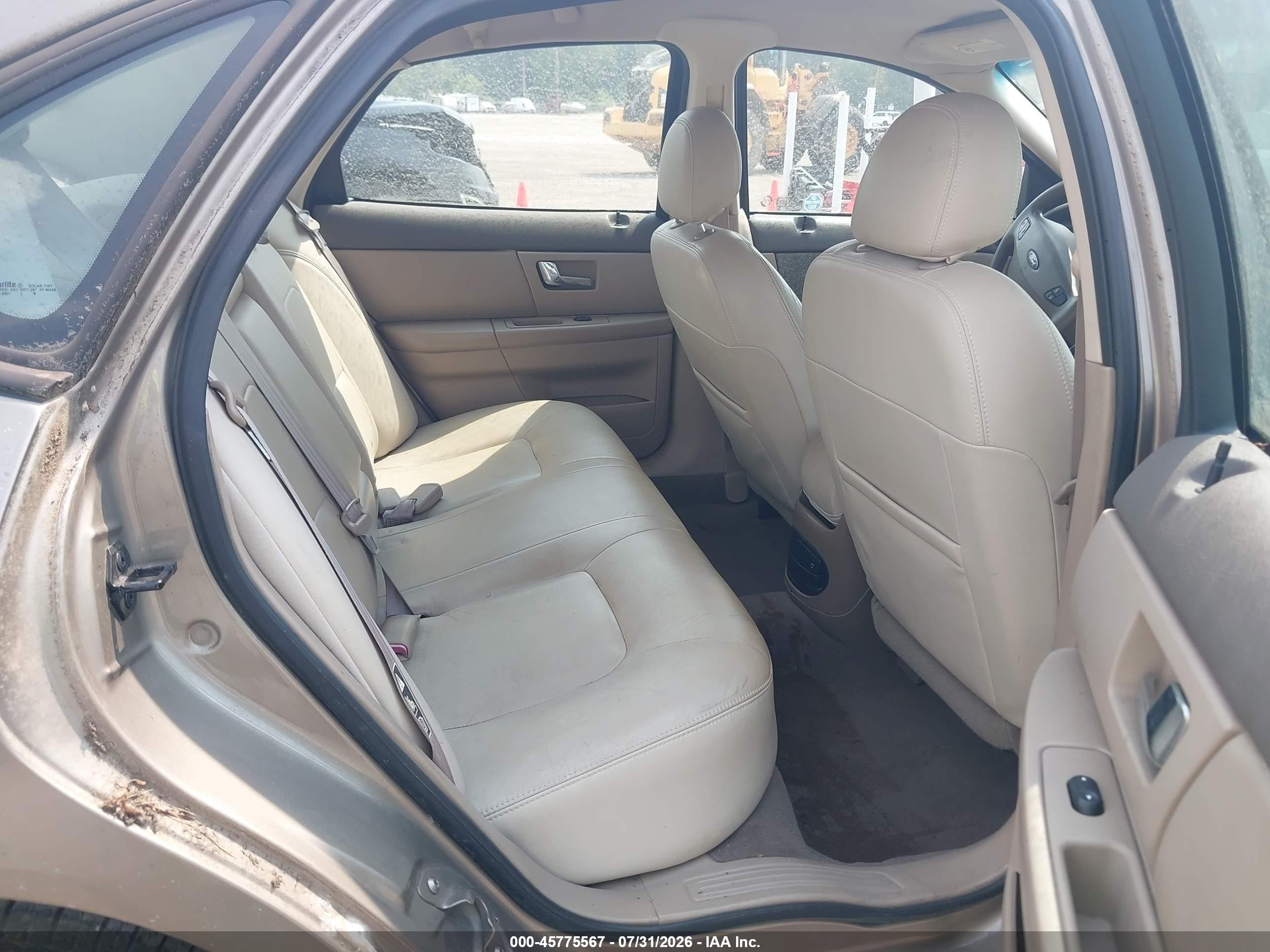 2002 Ford Taurus Ses Deluxe/ses Standard Gold vin: 1FAFP55U42A197045