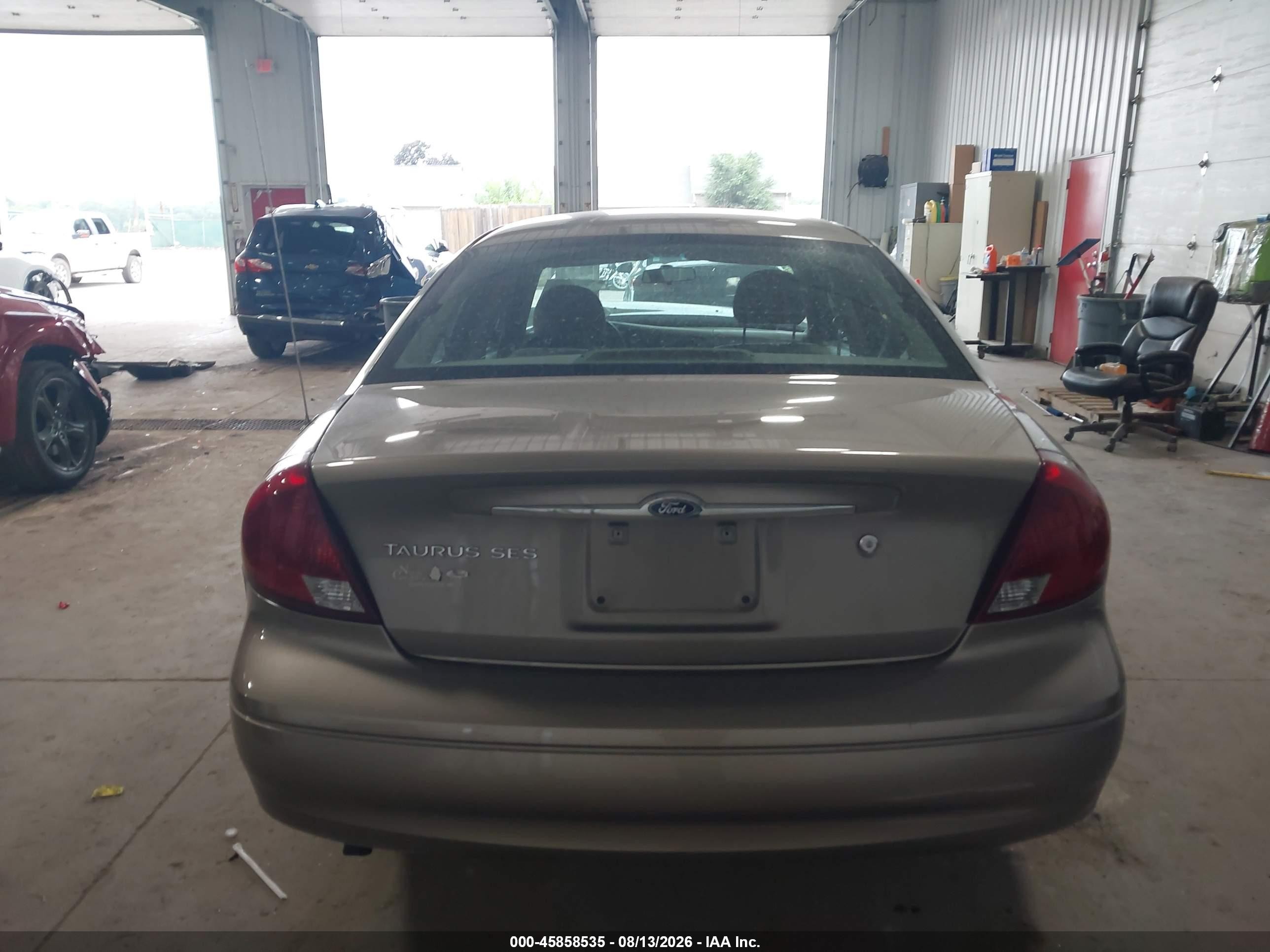 2002 Ford Taurus Ses Deluxe/ses Standard Gray vin: 1FAFP55U42G166925