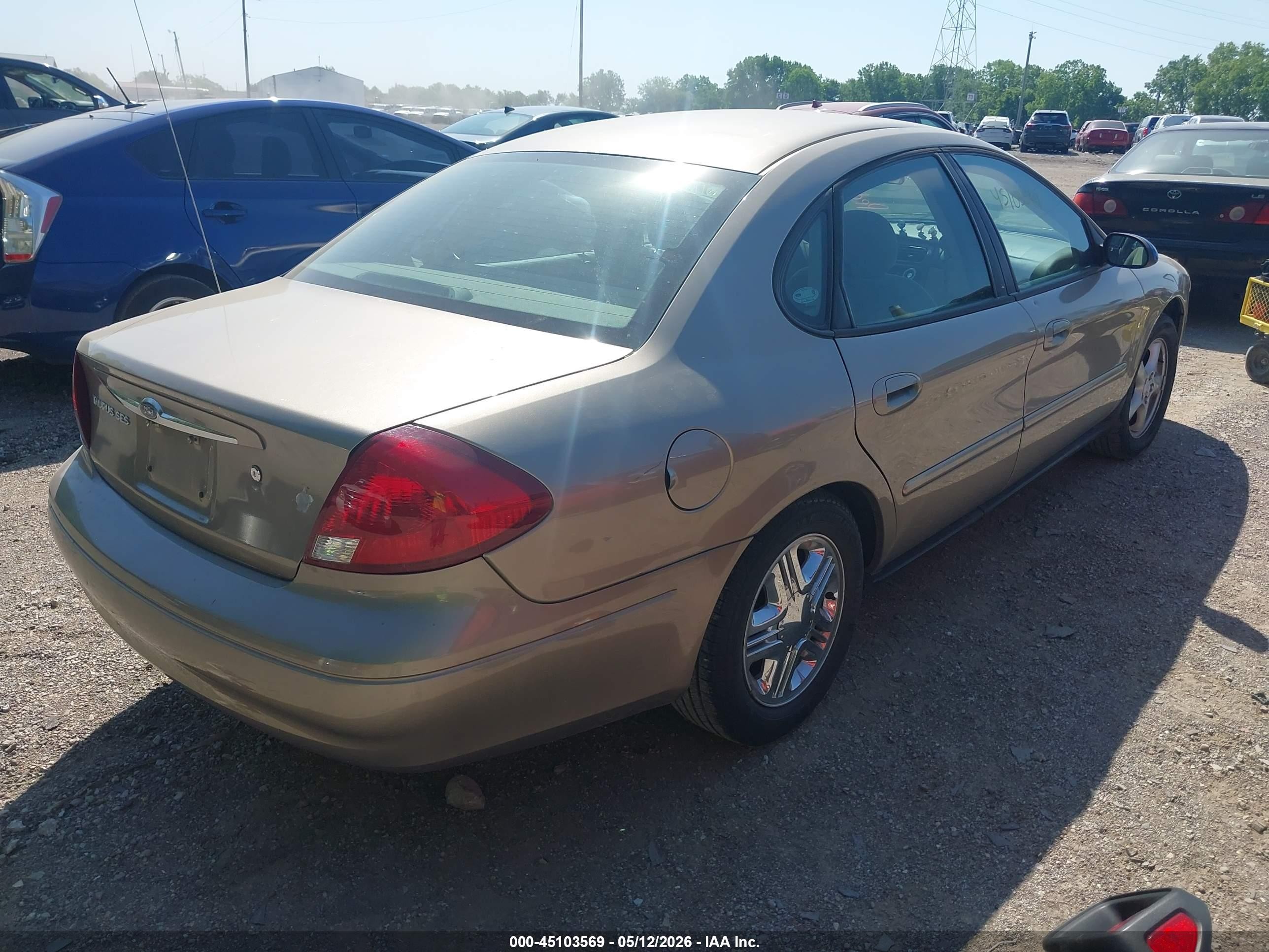 2003 Ford Taurus Ses Tan vin: 1FAFP55U43G247800