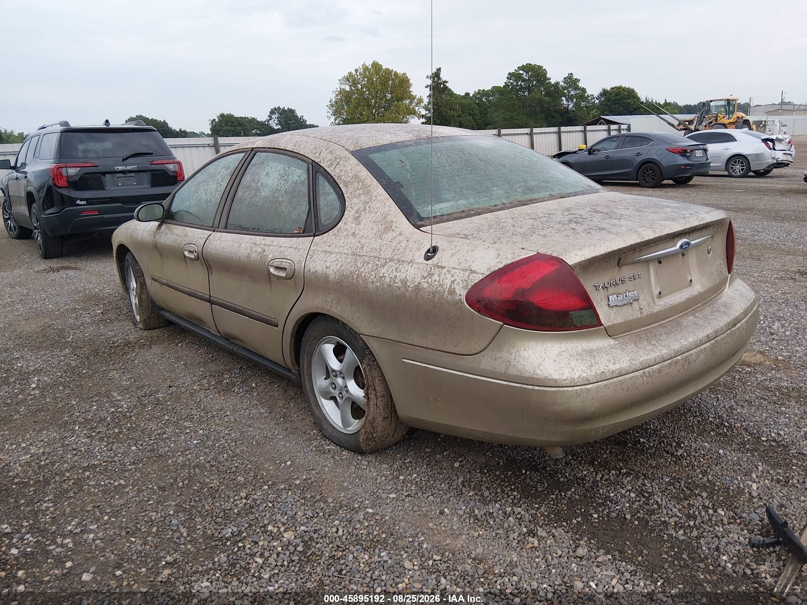 2000 Ford Taurus Ses Золотой vin: 1FAFP55U4YA250657