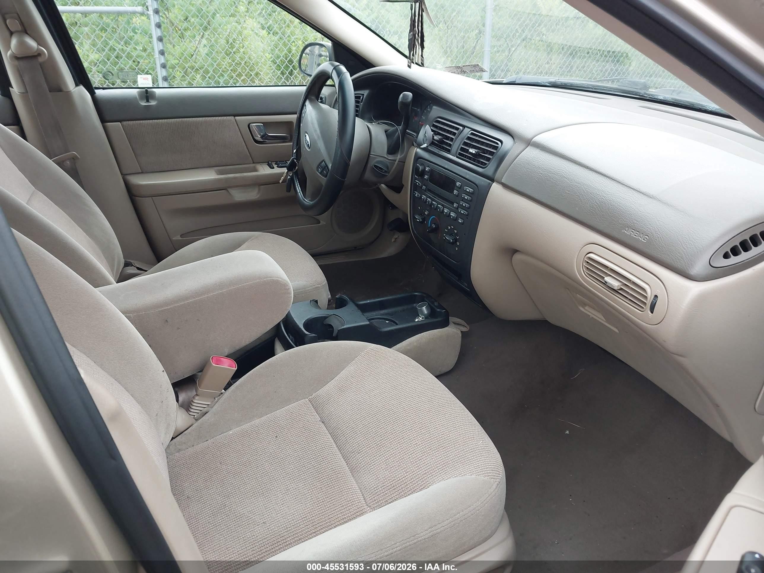 2001 Ford Taurus Ses Beige vin: 1FAFP55U51A284550