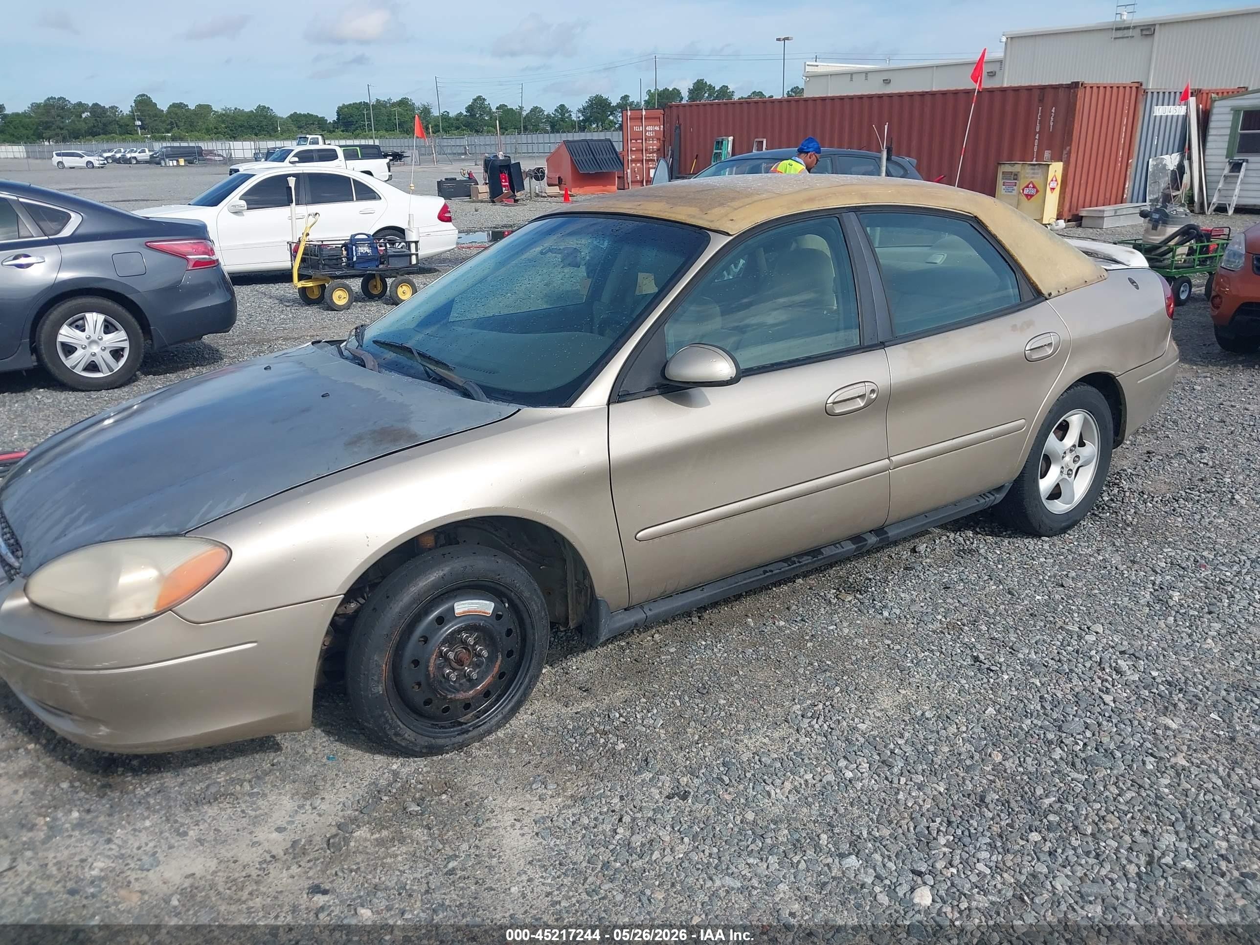 2001 Ford Taurus Ses Champagne vin: 1FAFP55U51G139151