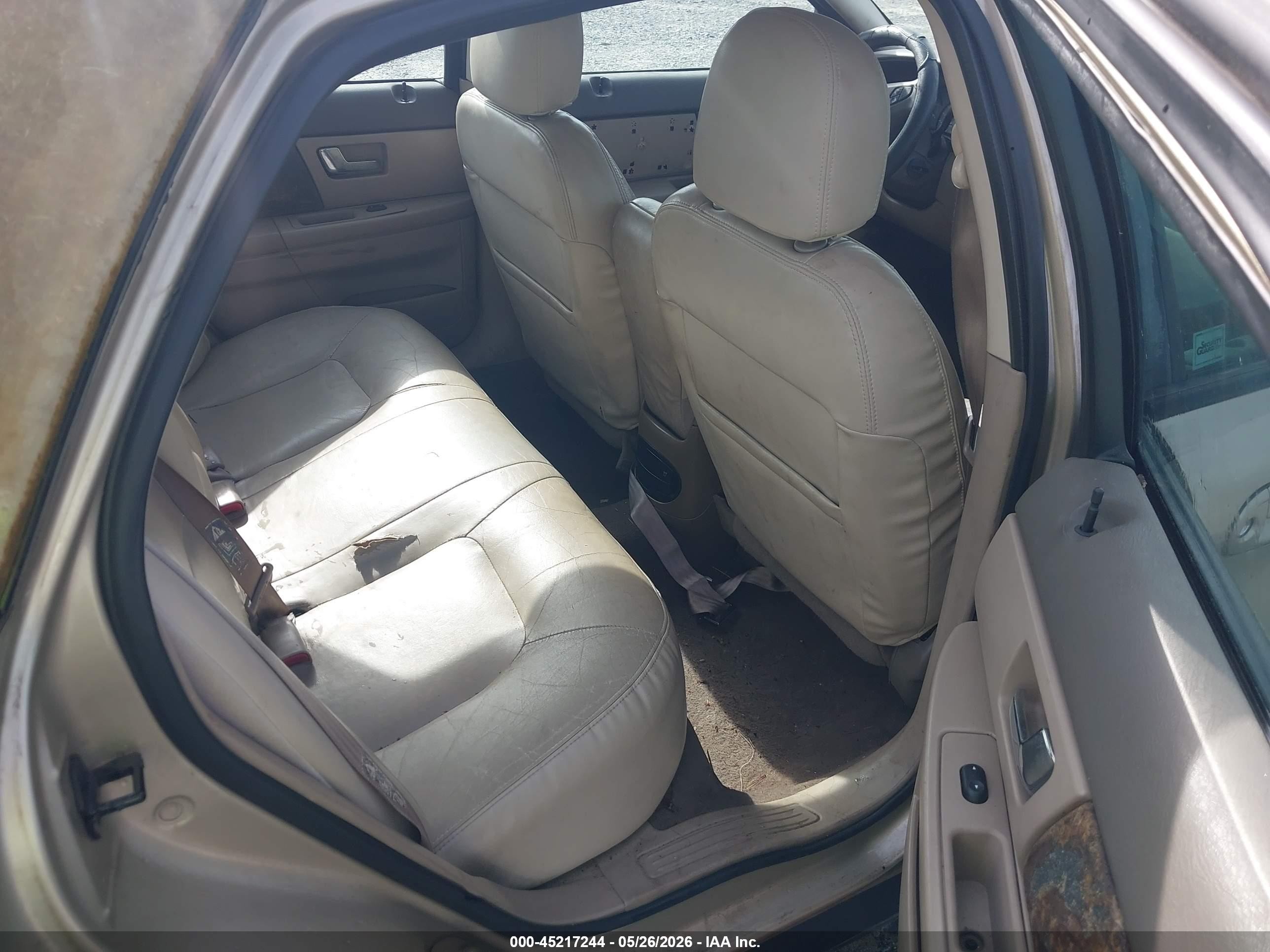 2001 Ford Taurus Ses Champagne vin: 1FAFP55U51G139151