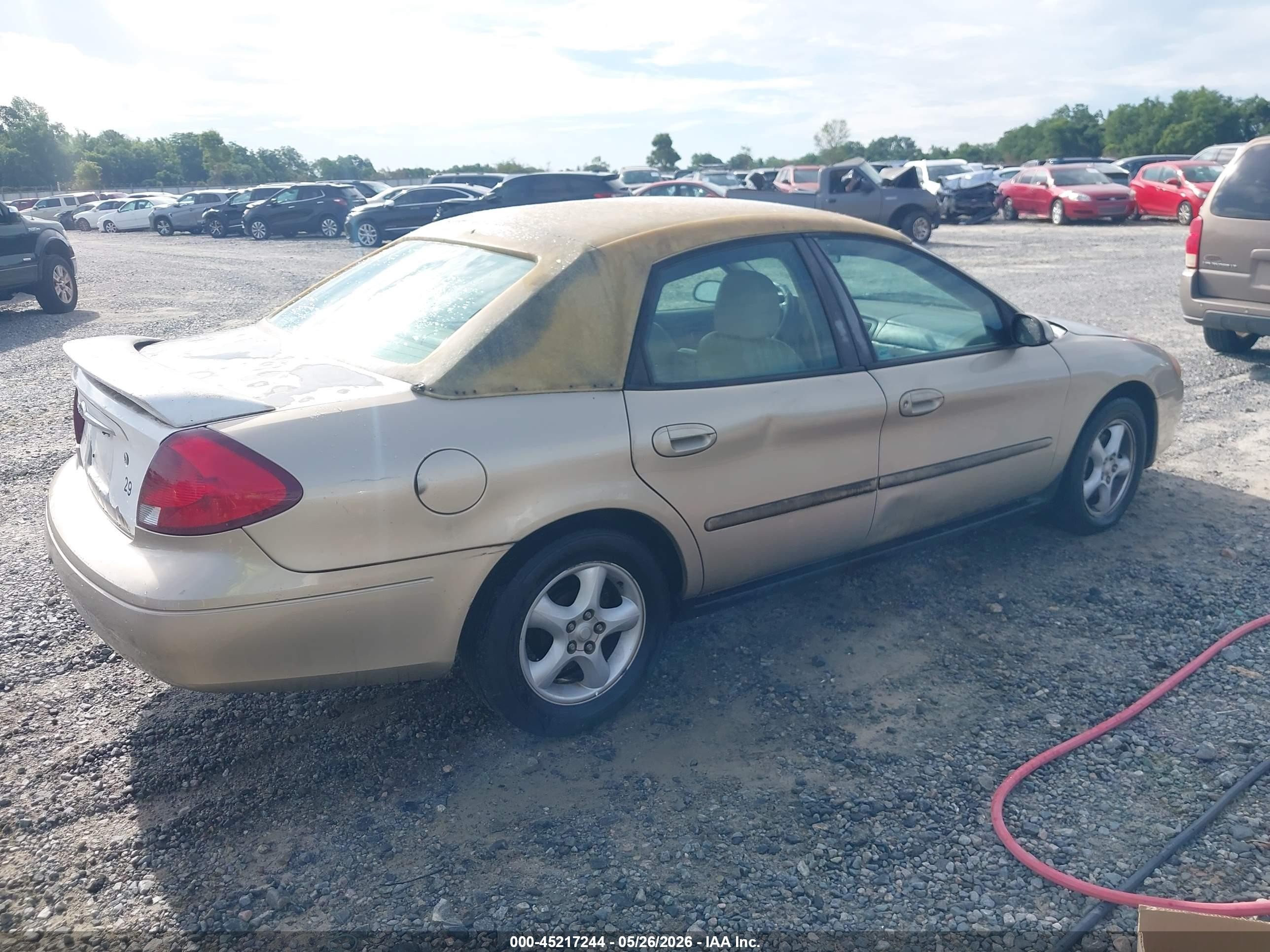 2001 Ford Taurus Ses Champagne vin: 1FAFP55U51G139151