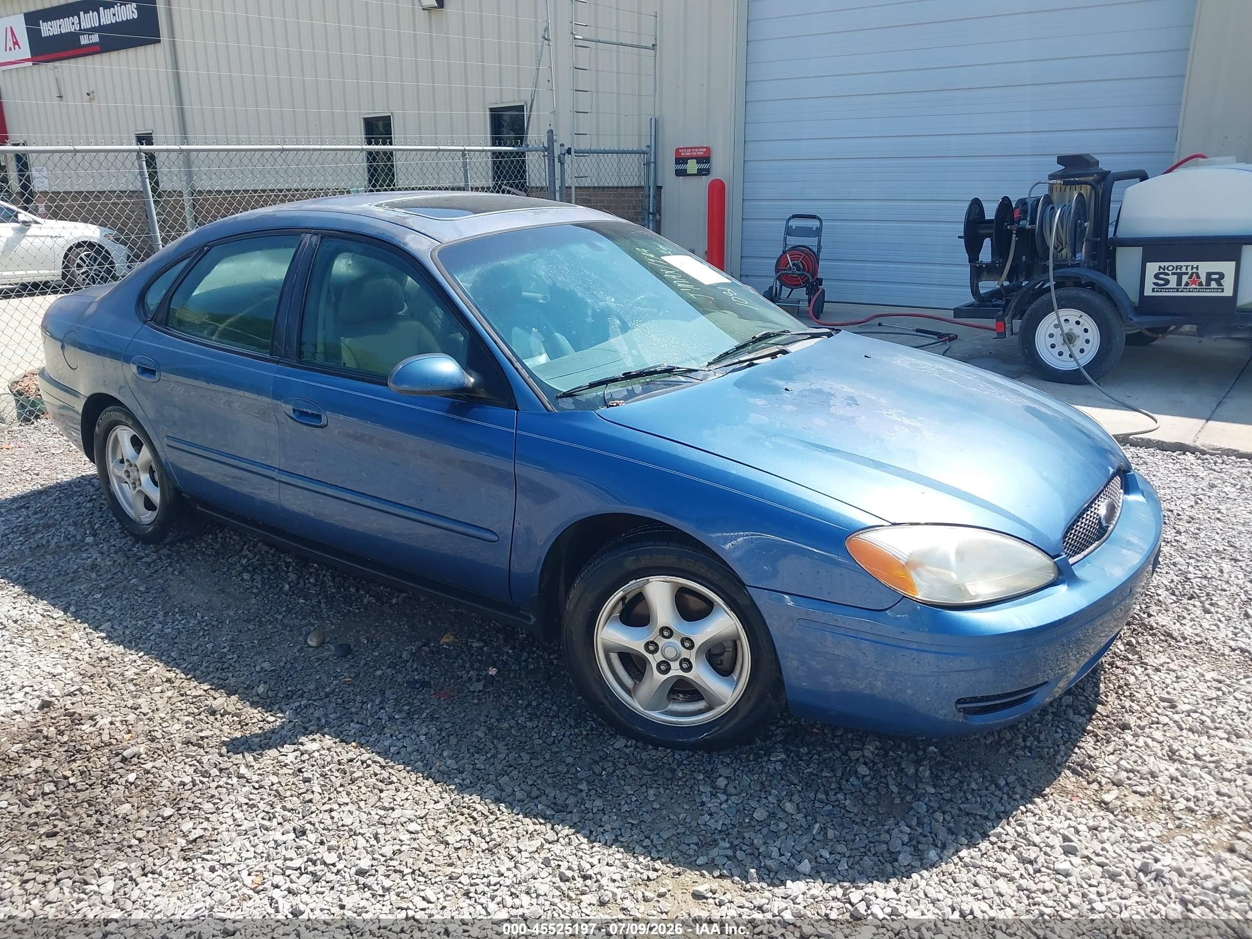 2004 Ford Taurus Ses Blue vin: 1FAFP55U54A108179