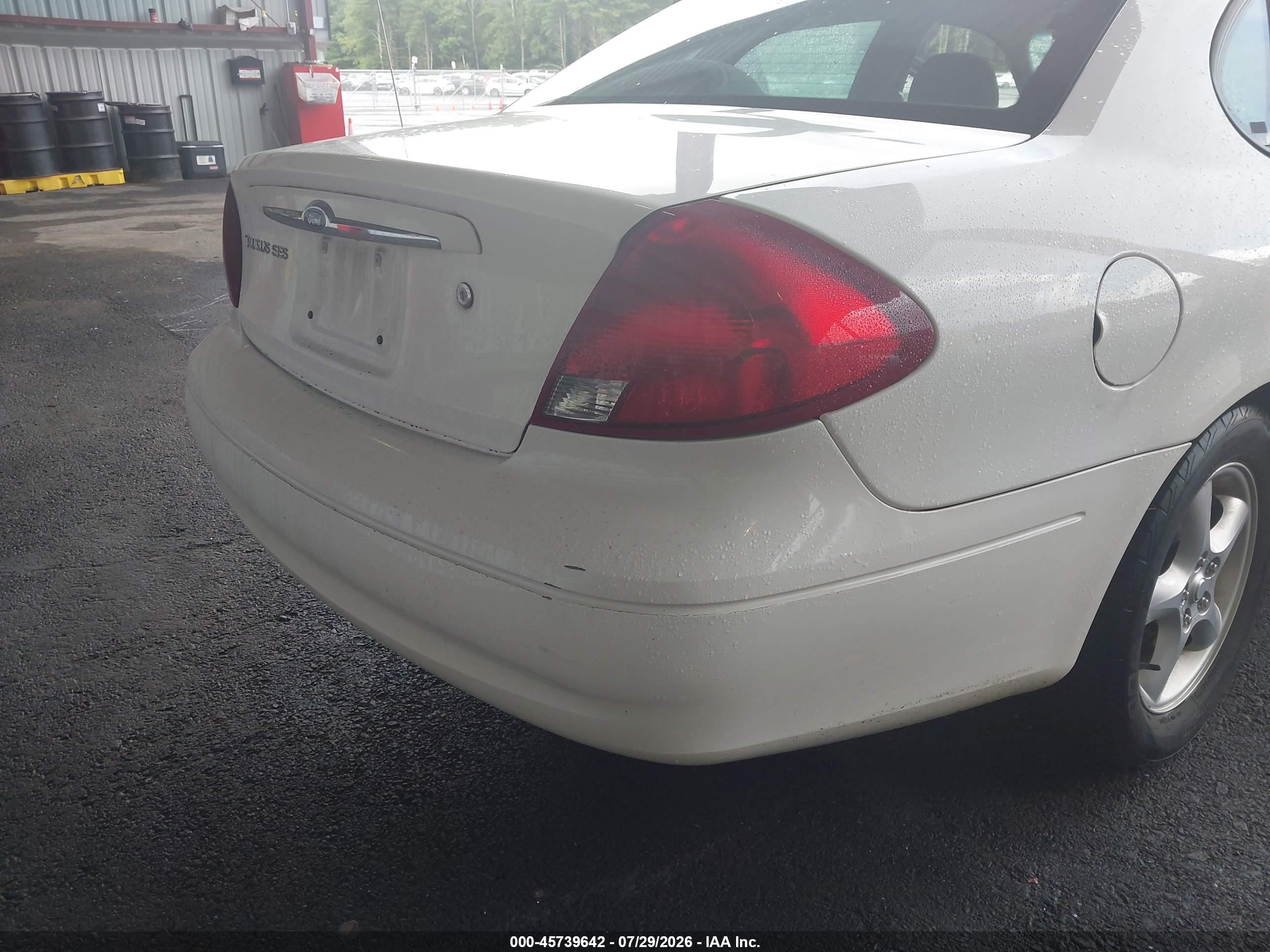 2001 Ford Taurus Ses White vin: 1FAFP55U61A283665