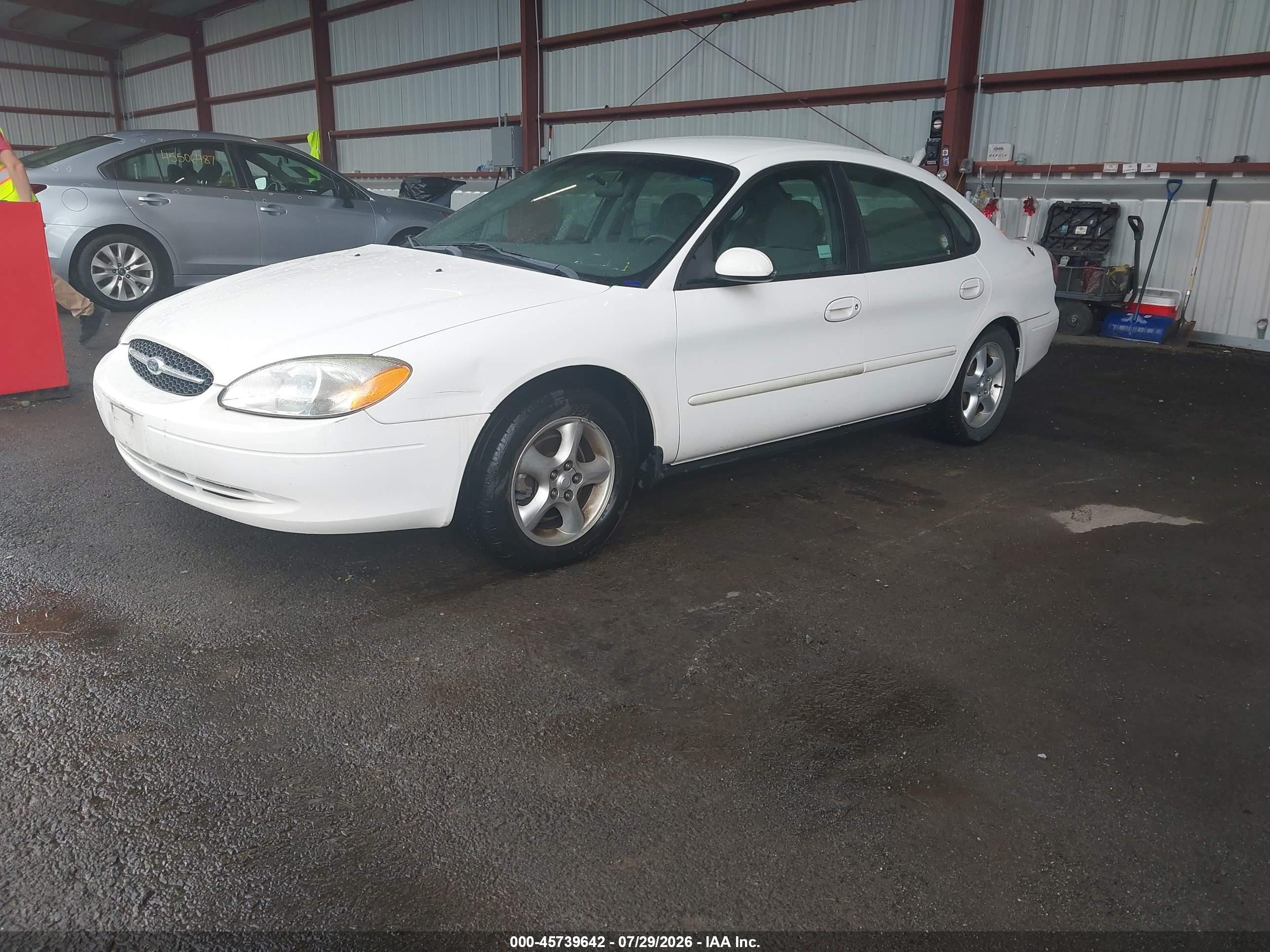 2001 Ford Taurus Ses White vin: 1FAFP55U61A283665