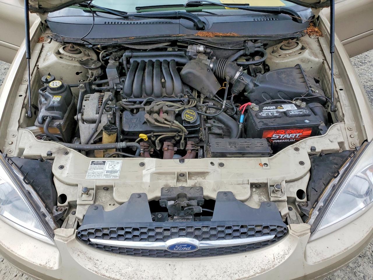 2001 Ford Taurus Ses Золотой vin: 1FAFP55U61G208574
