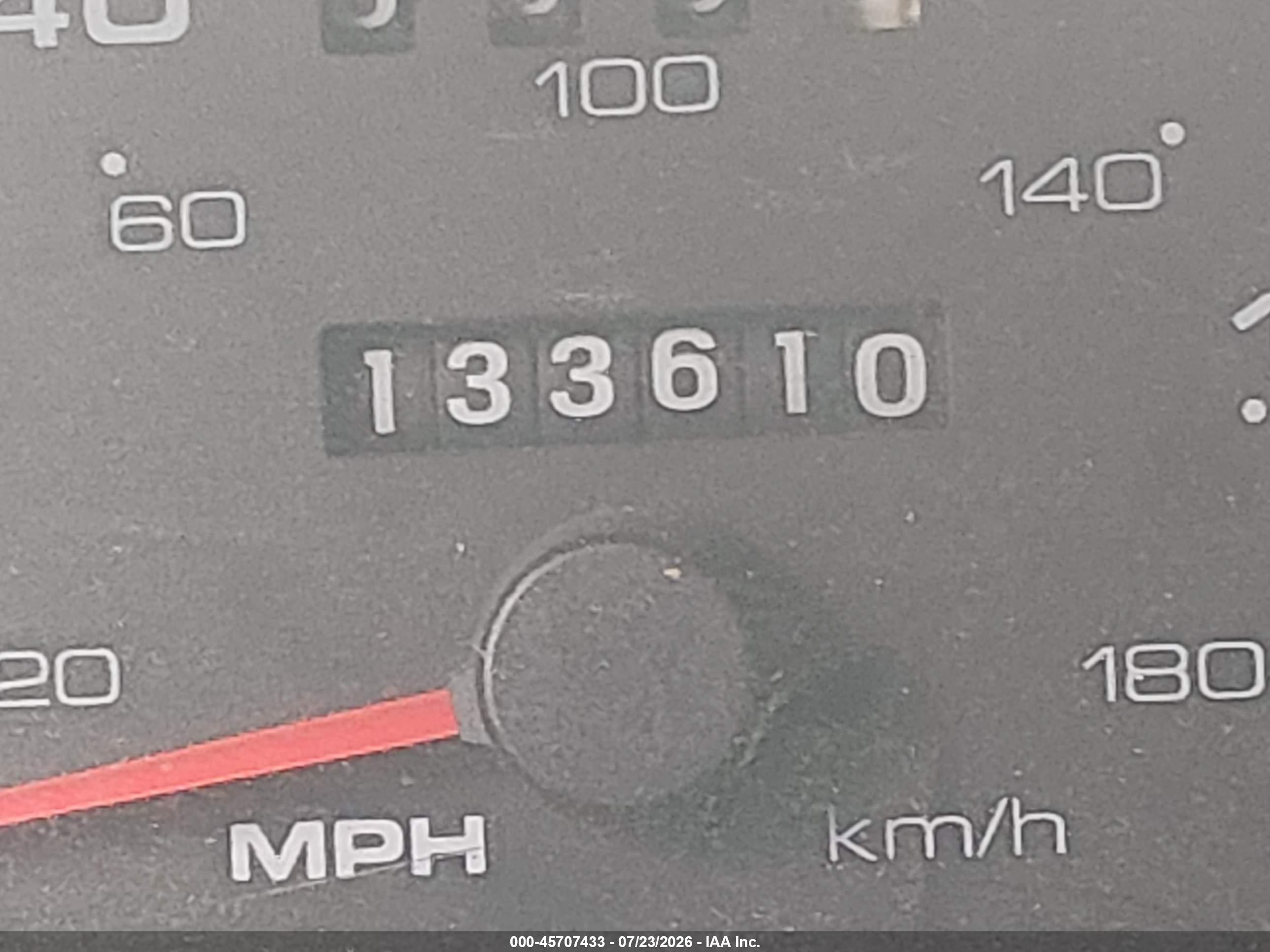 2002 Ford Taurus Ses Deluxe/ses Standard Белый vin: 1FAFP55U62G168594