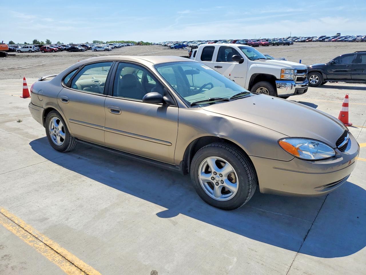 2003 Ford Taurus Ses Желто-коричневый vin: 1FAFP55U63A258008