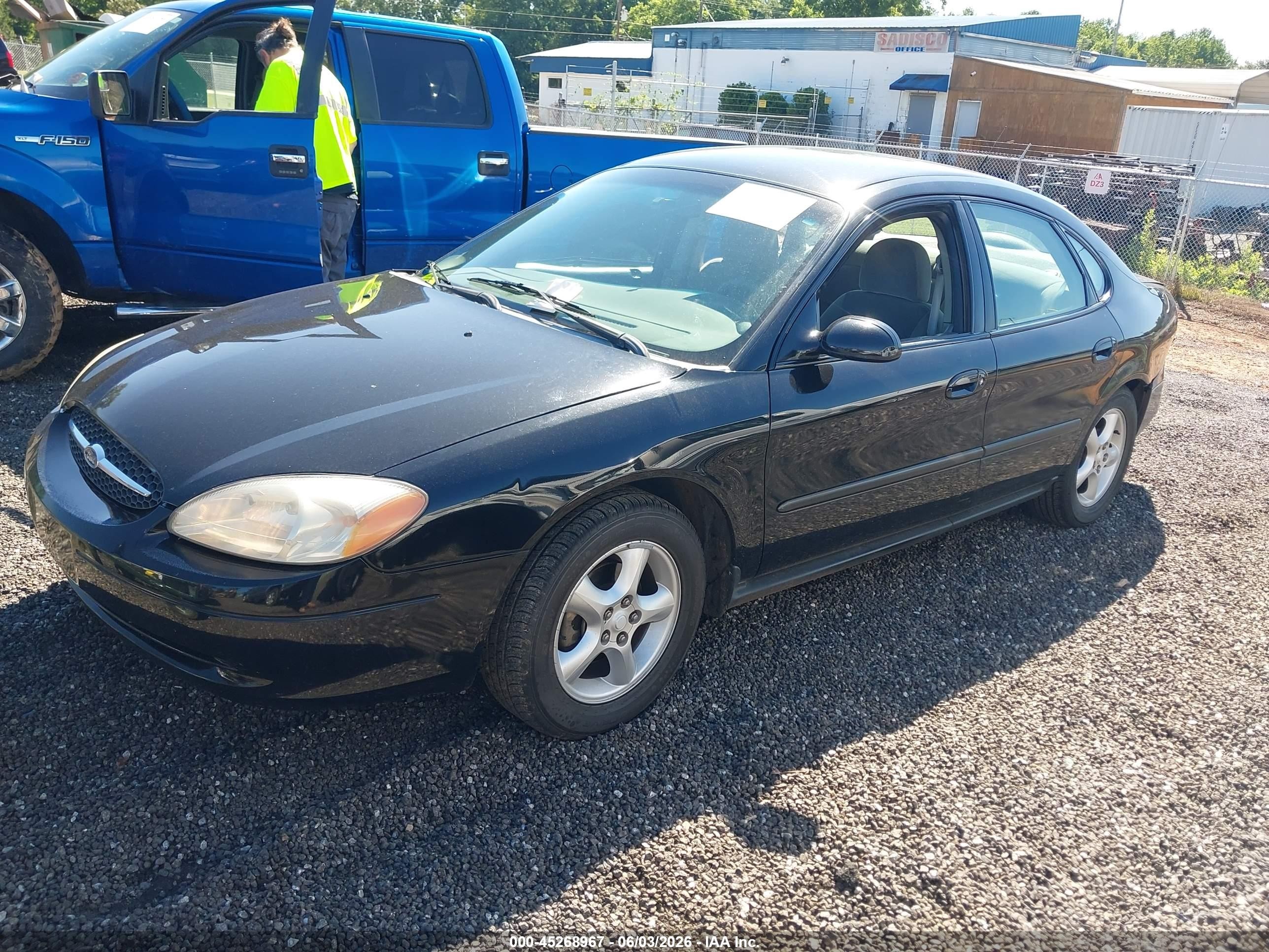 2000 Ford Taurus Ses Black vin: 1FAFP55U6YG292728