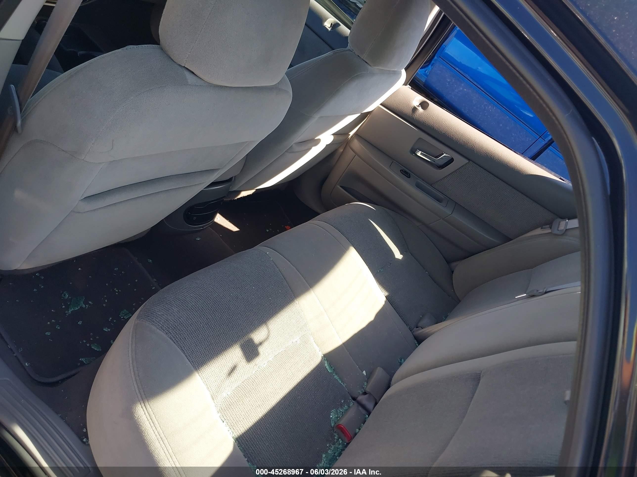 2000 Ford Taurus Ses Black vin: 1FAFP55U6YG292728