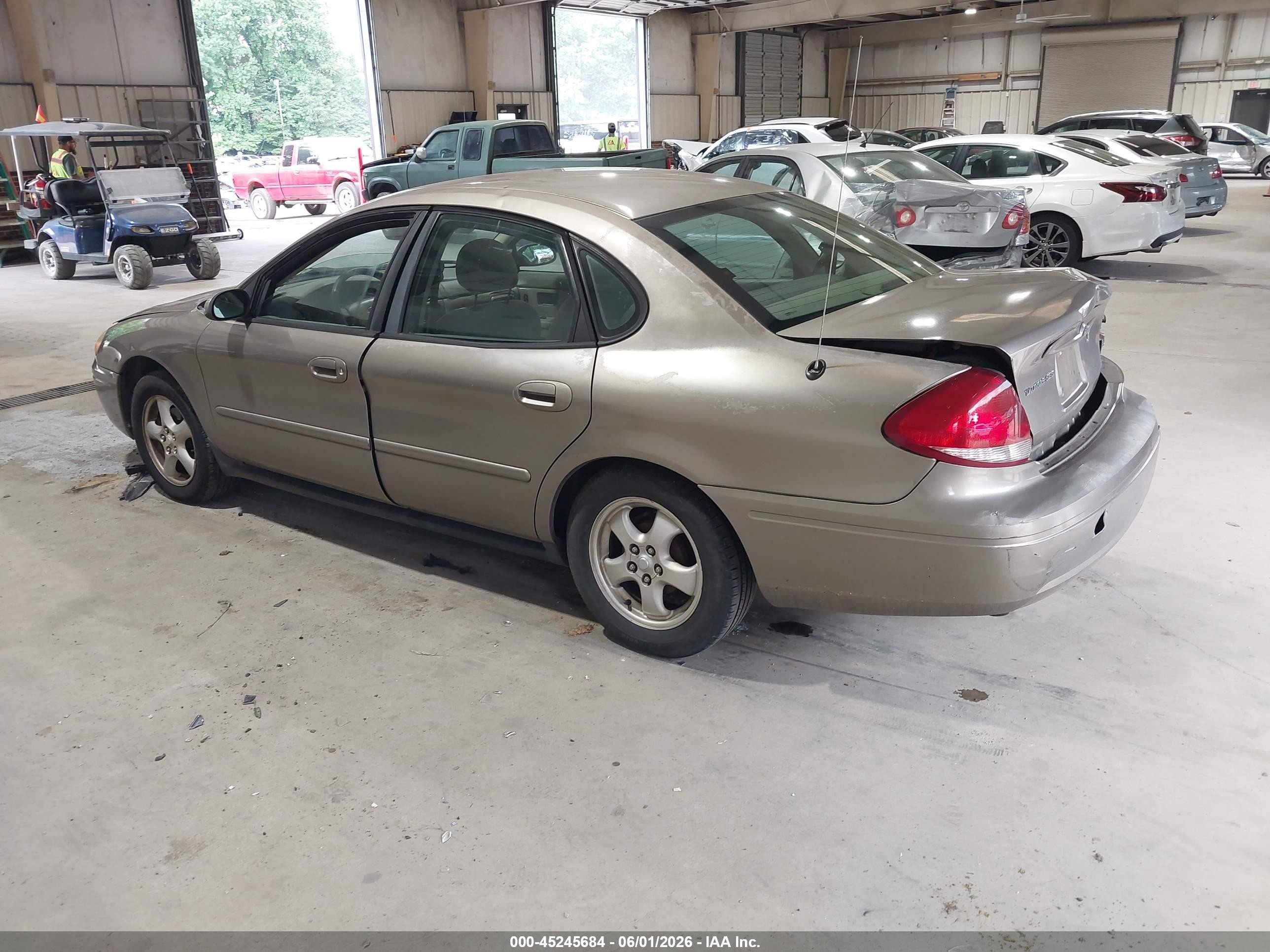 2004 Ford Taurus Ses Золотой vin: 1FAFP55U74A119829