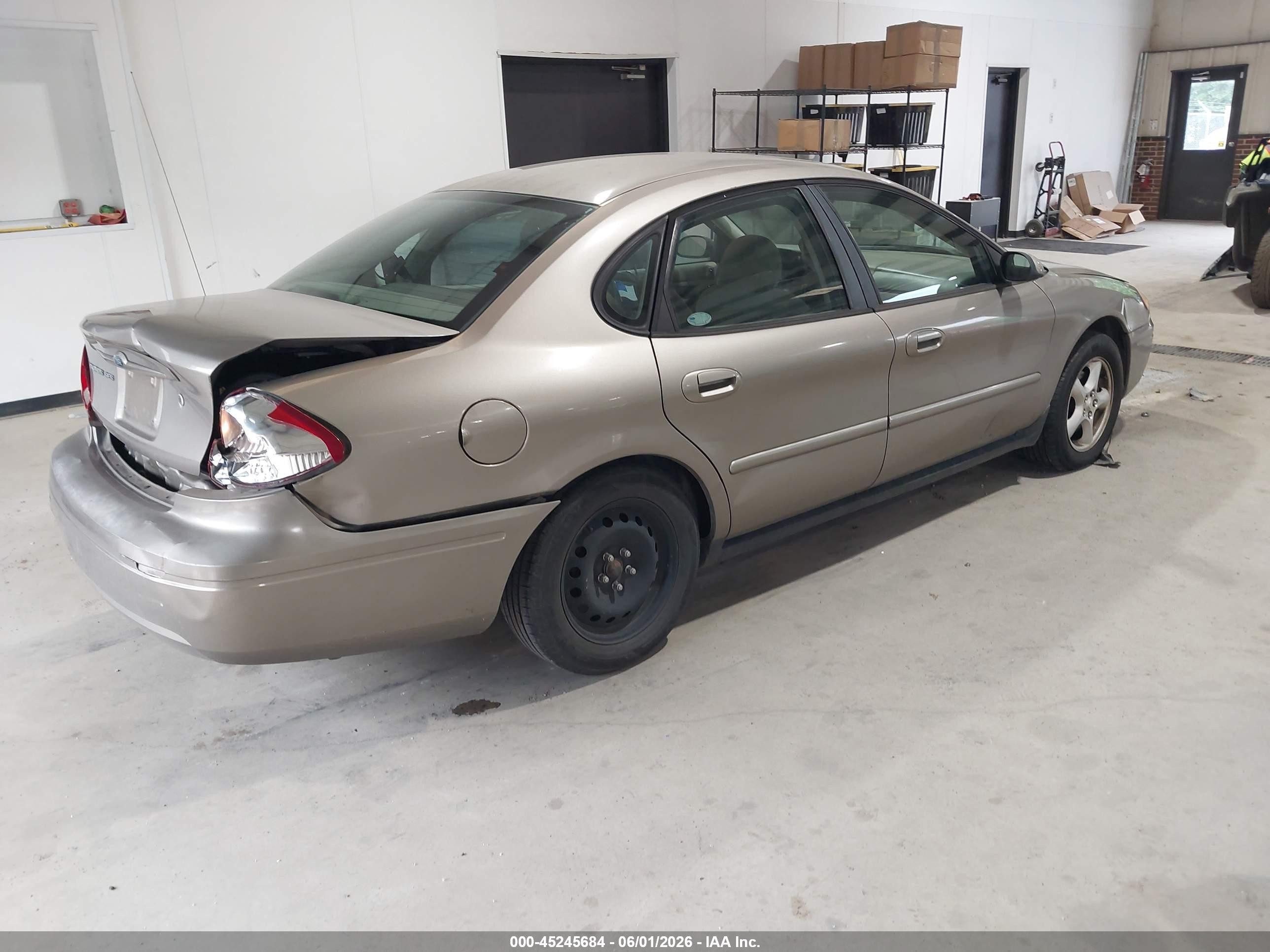 2004 Ford Taurus Ses Золотой vin: 1FAFP55U74A119829
