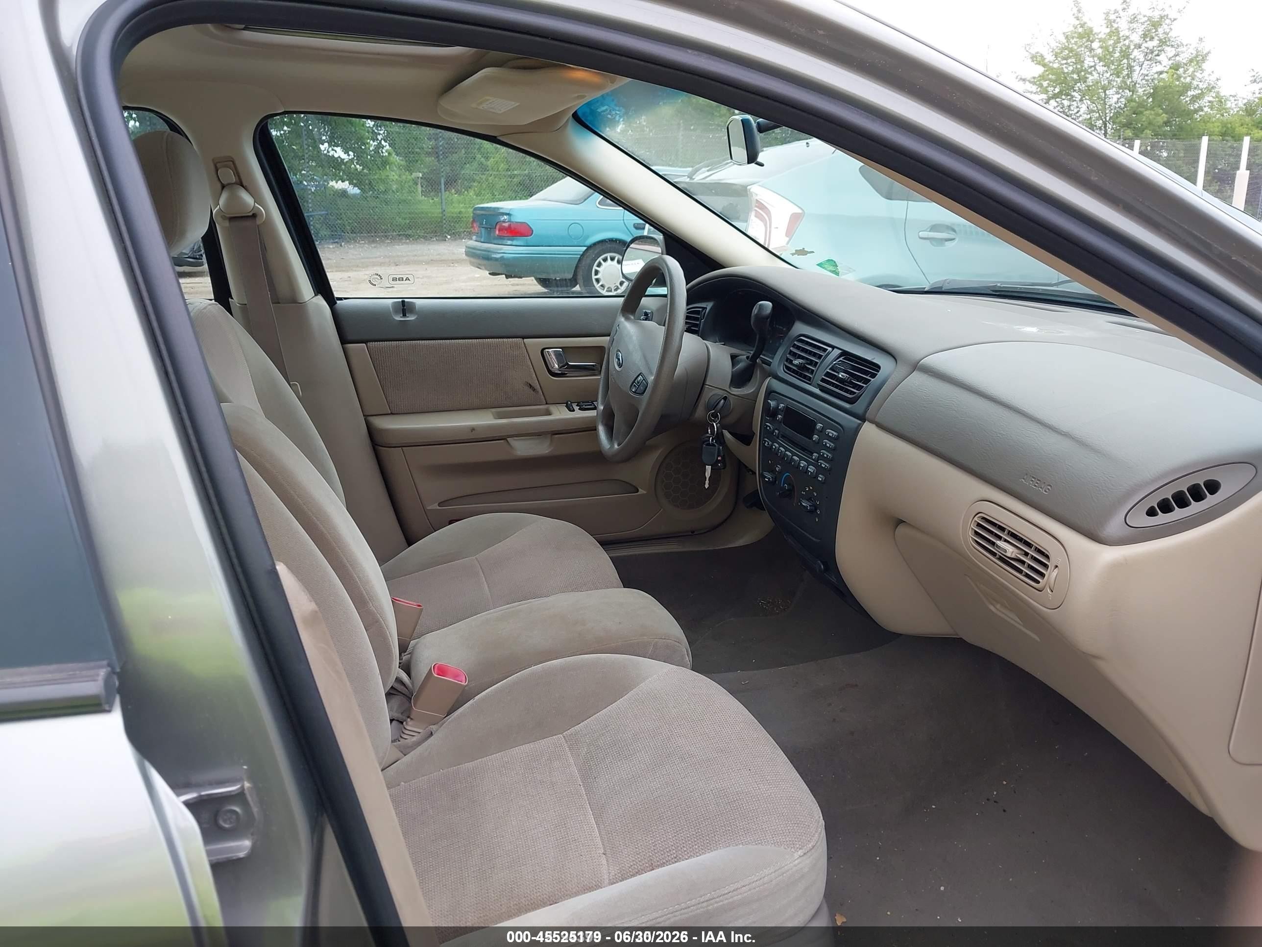 2002 Ford Taurus Ses Серый vin: 1FAFP55U82G231582