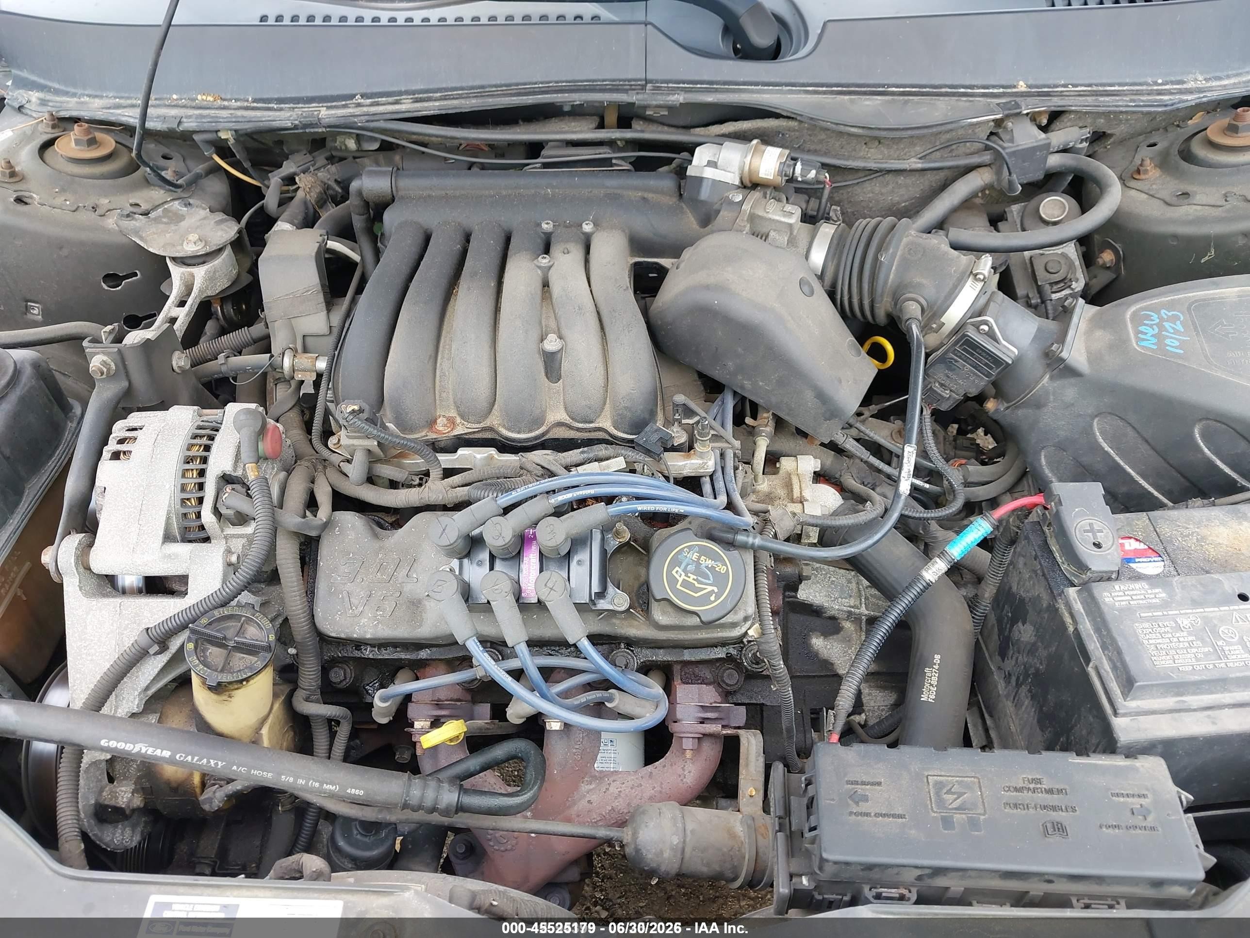 2002 Ford Taurus Ses Серый vin: 1FAFP55U82G231582