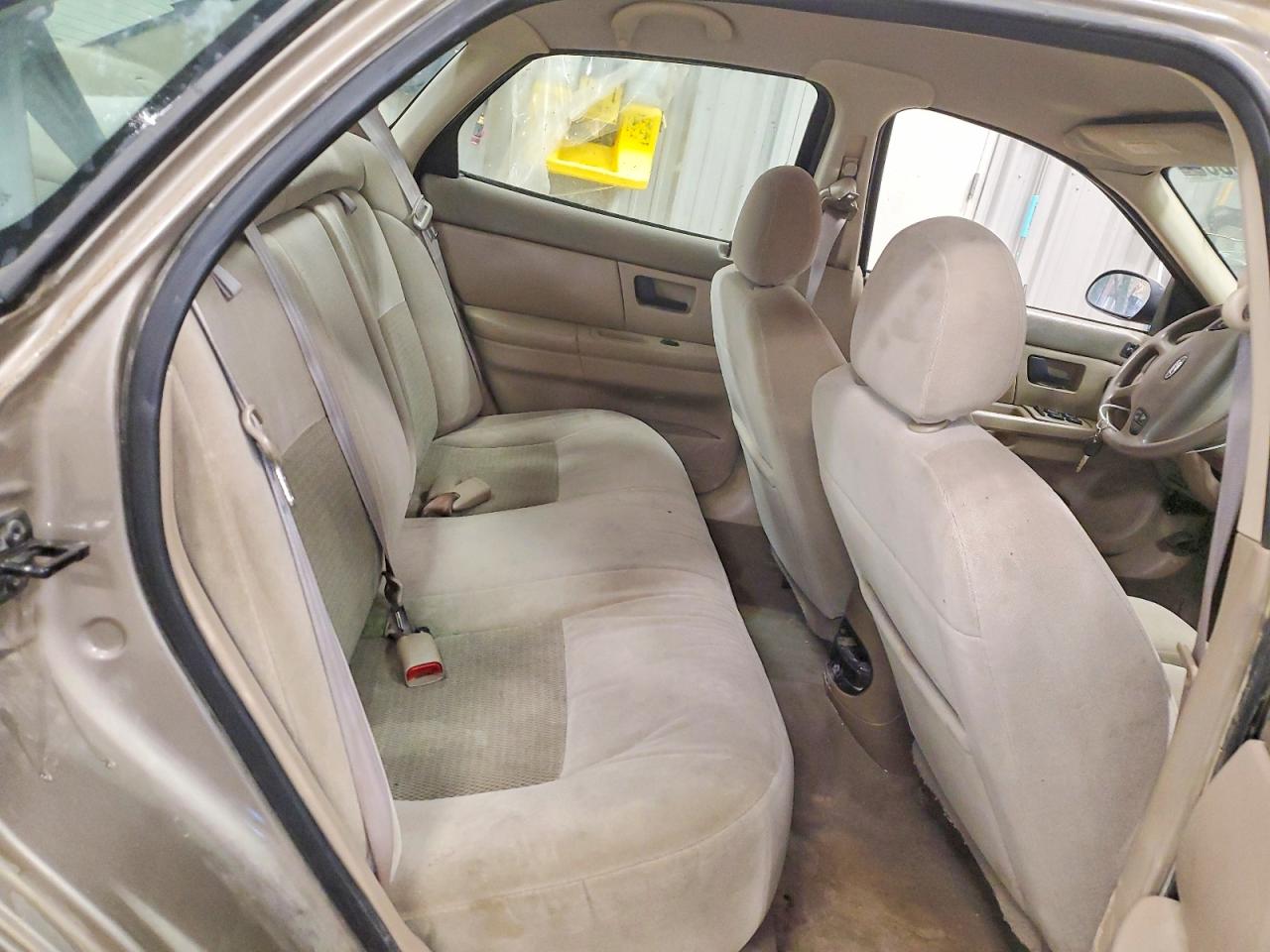 2003 Ford Taurus Ses Tan vin: 1FAFP55U83A261623