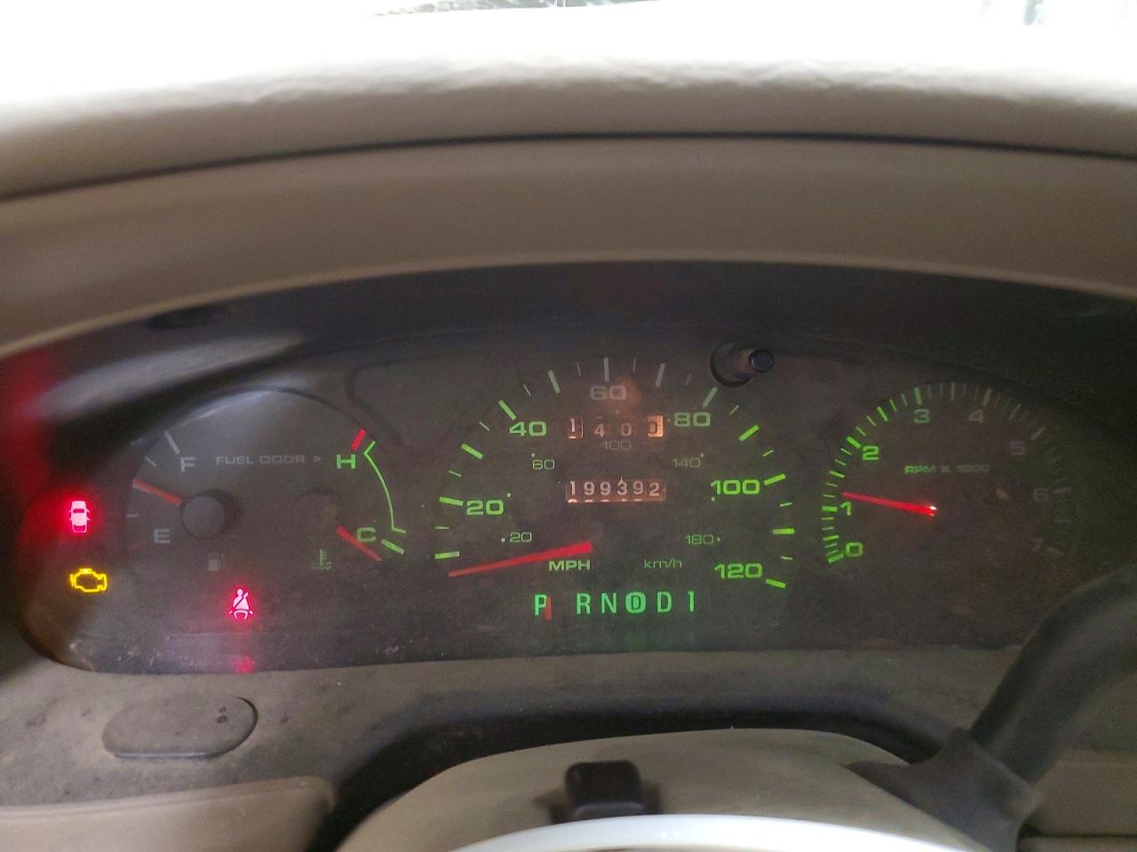 2003 Ford Taurus Ses Tan vin: 1FAFP55U83A261623