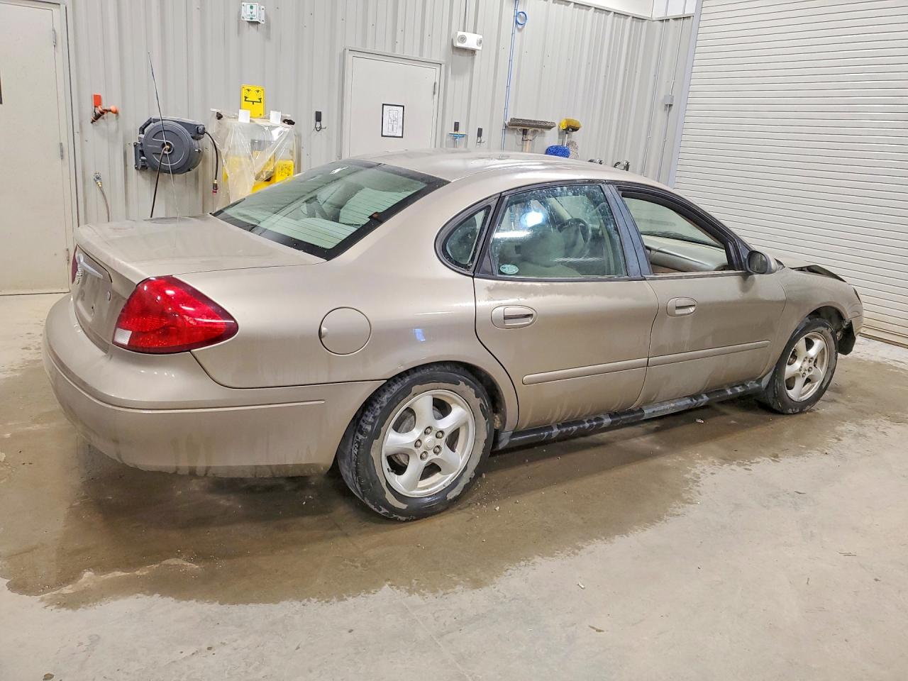 2003 Ford Taurus Ses Tan vin: 1FAFP55U83A261623