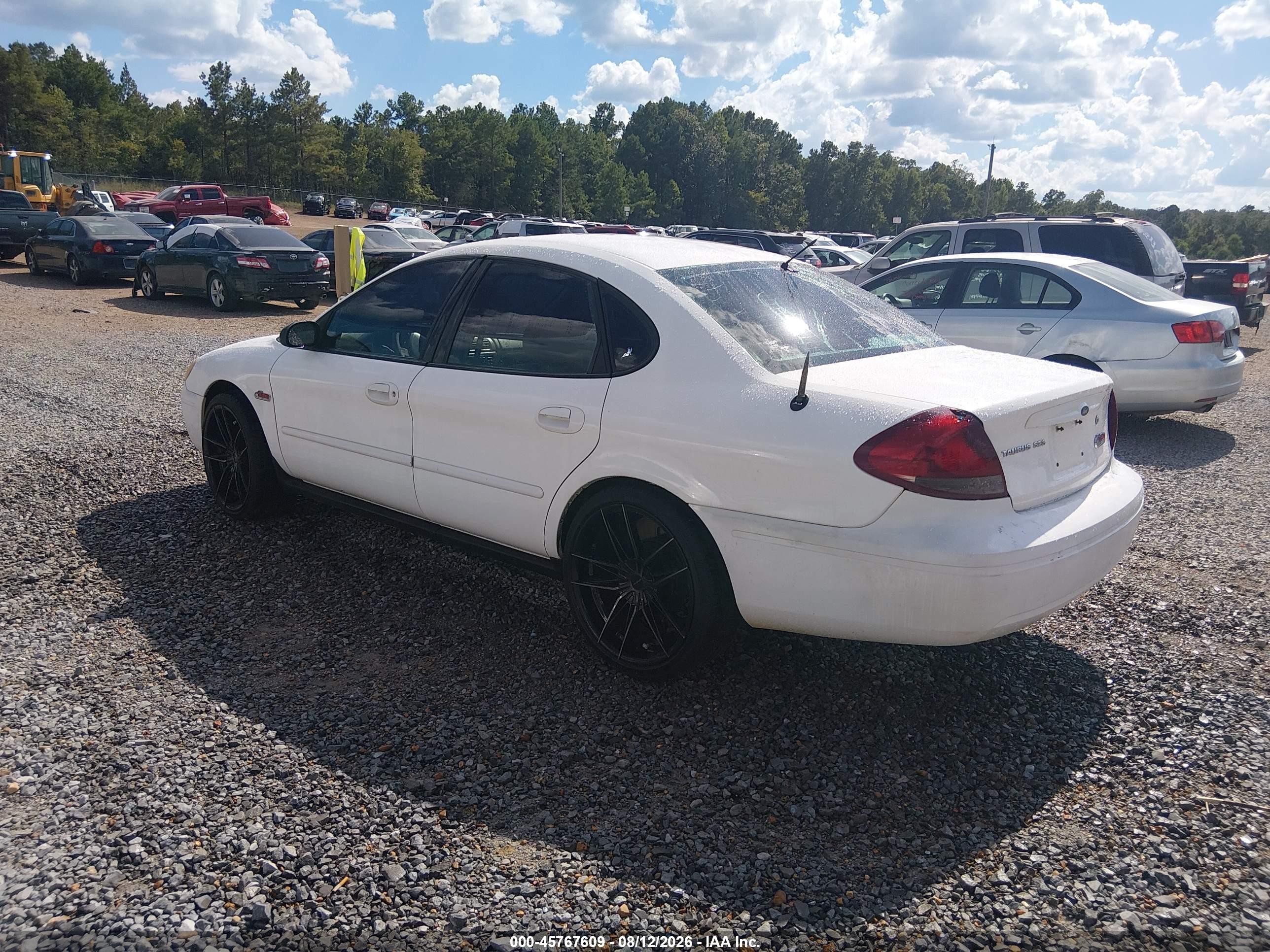 2004 Ford Taurus Ses White vin: 1FAFP55U84A151348