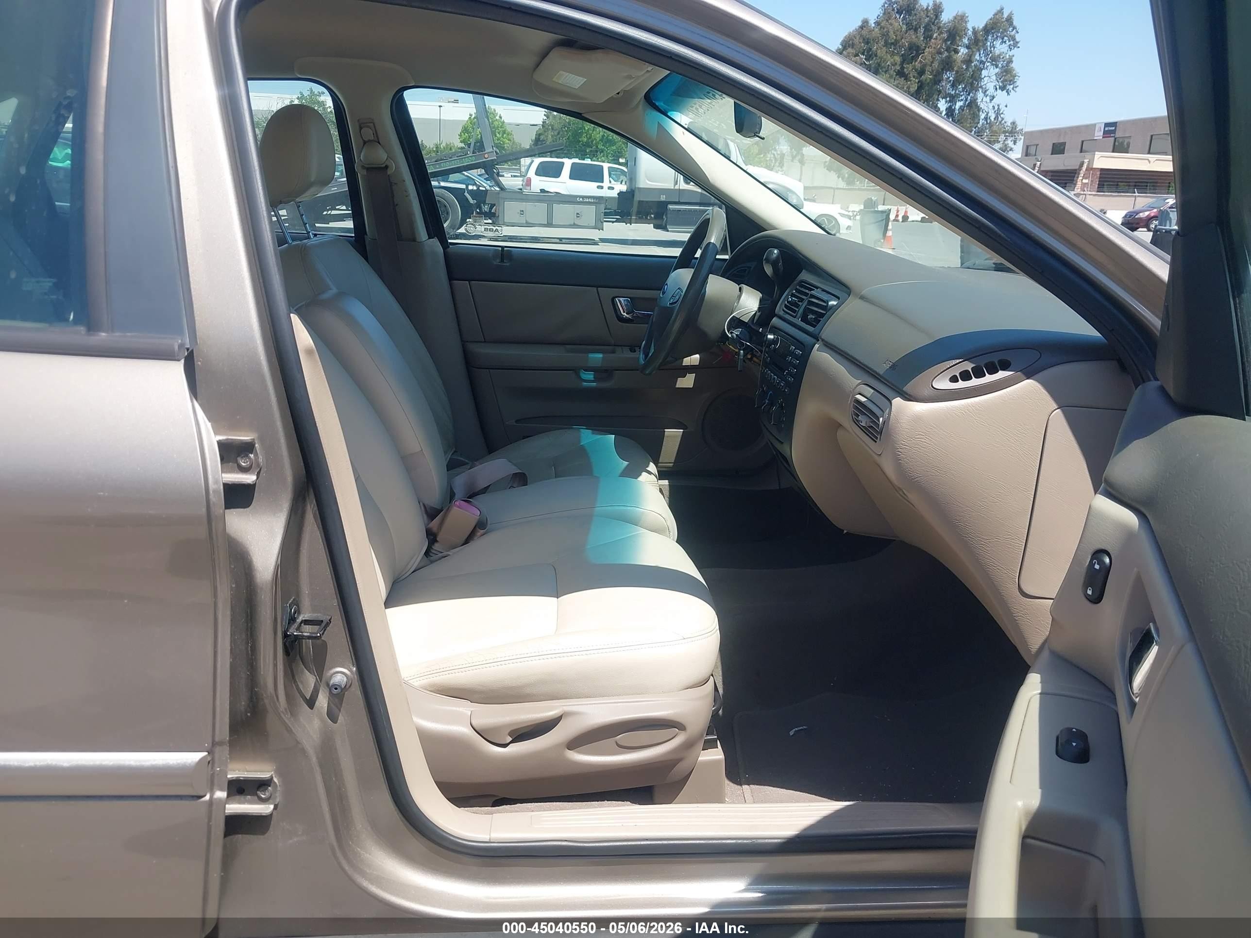 2002 Ford Taurus Ses Beige vin: 1FAFP55U92G156360