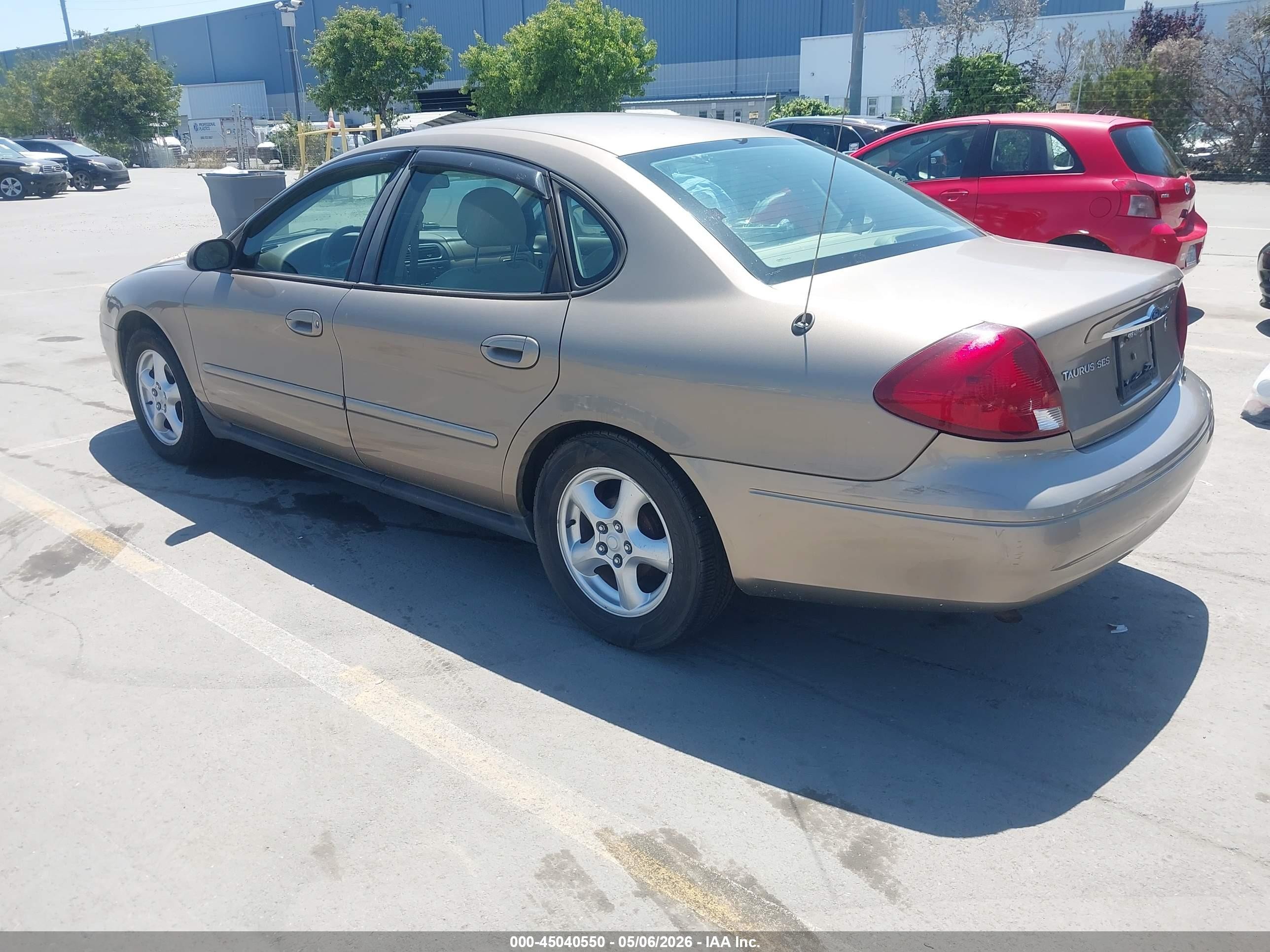 2002 Ford Taurus Ses Beige vin: 1FAFP55U92G156360