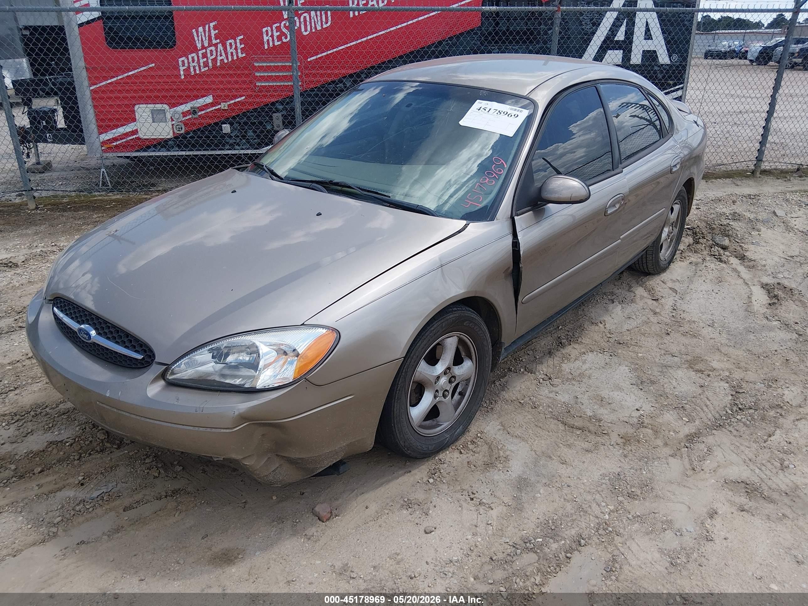 2003 Ford Taurus Ses Tan vin: 1FAFP55U93A189153