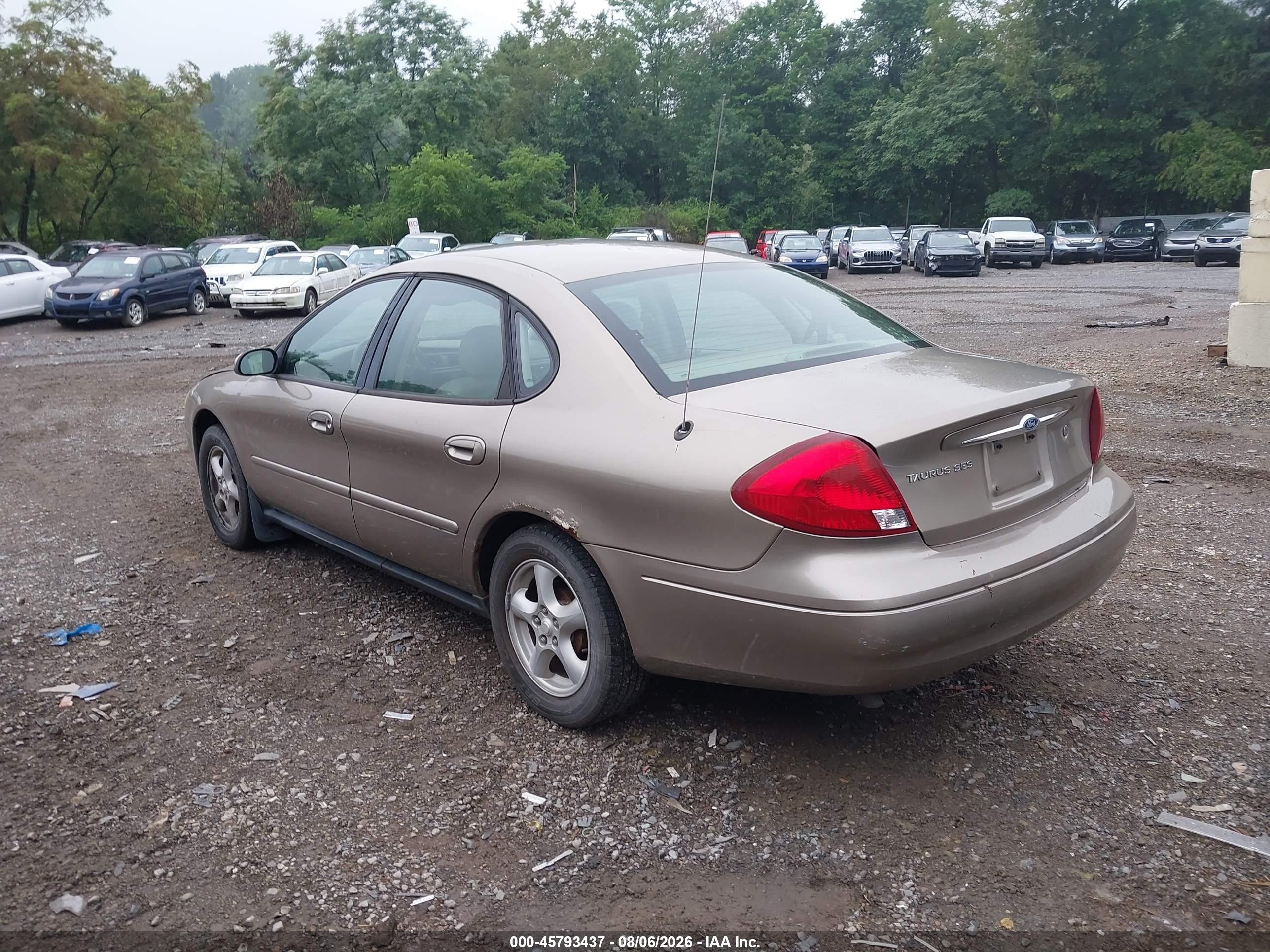 2003 Ford Taurus Ses Beige vin: 1FAFP55U93G173306