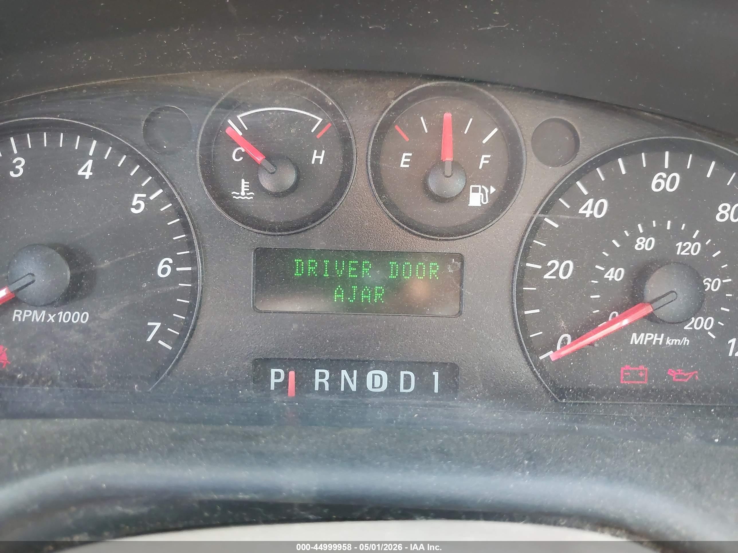 2004 Ford Taurus Ses White vin: 1FAFP55U94A211282
