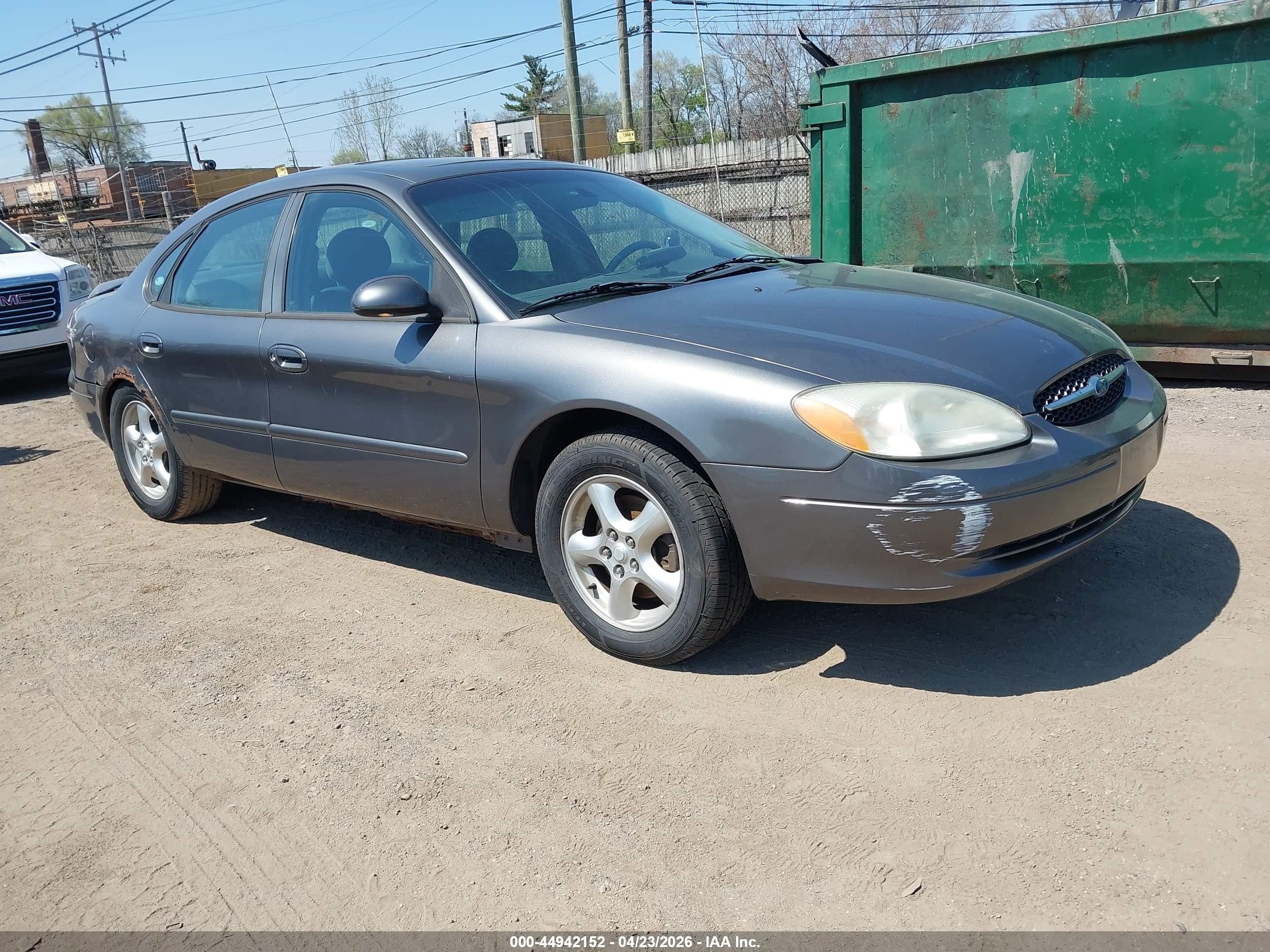 1FAFP55UX2G260078