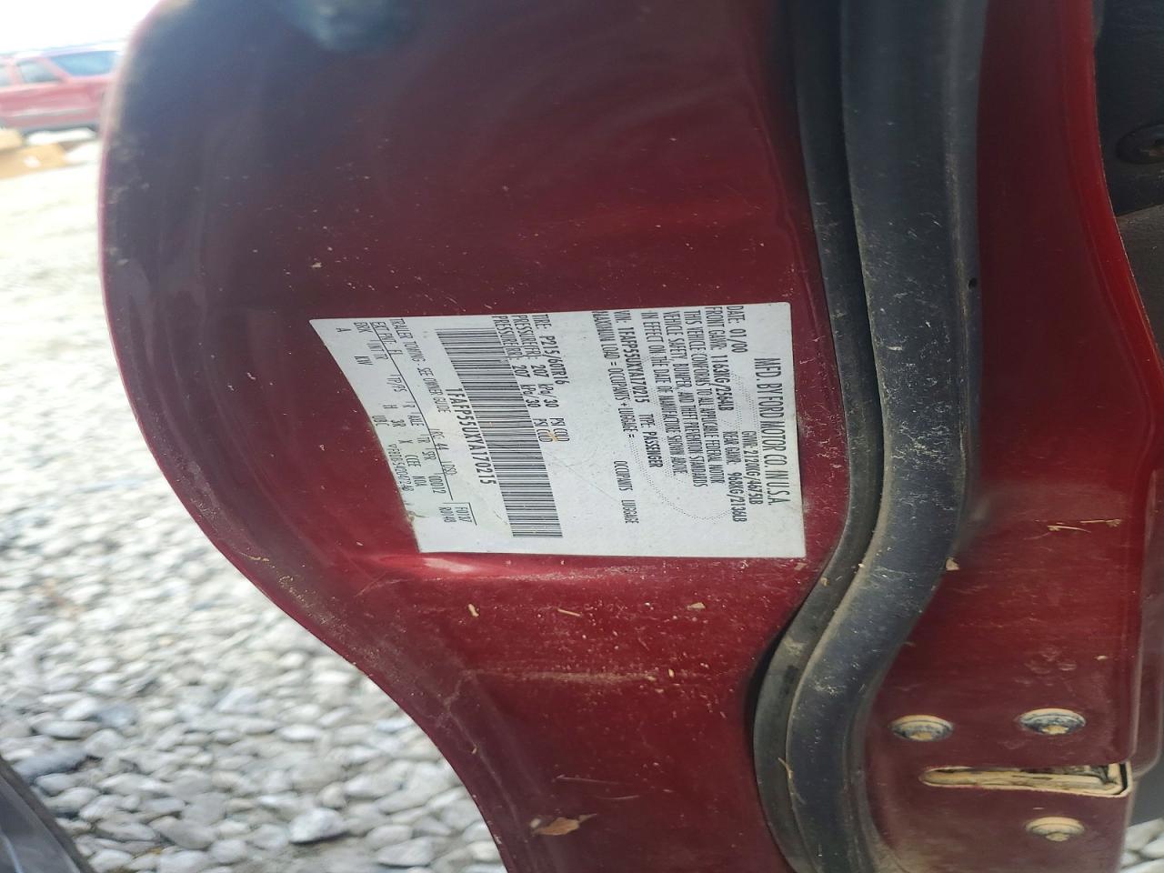 2000 Ford Taurus Ses Red vin: 1FAFP55UXYA170215