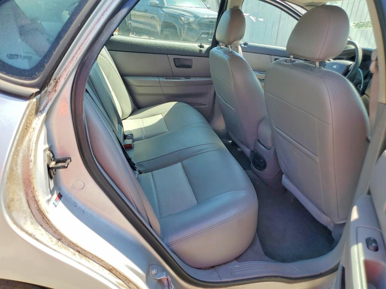 2005 Ford Taurus Sel Silver vin: 1FAFP56215A232352